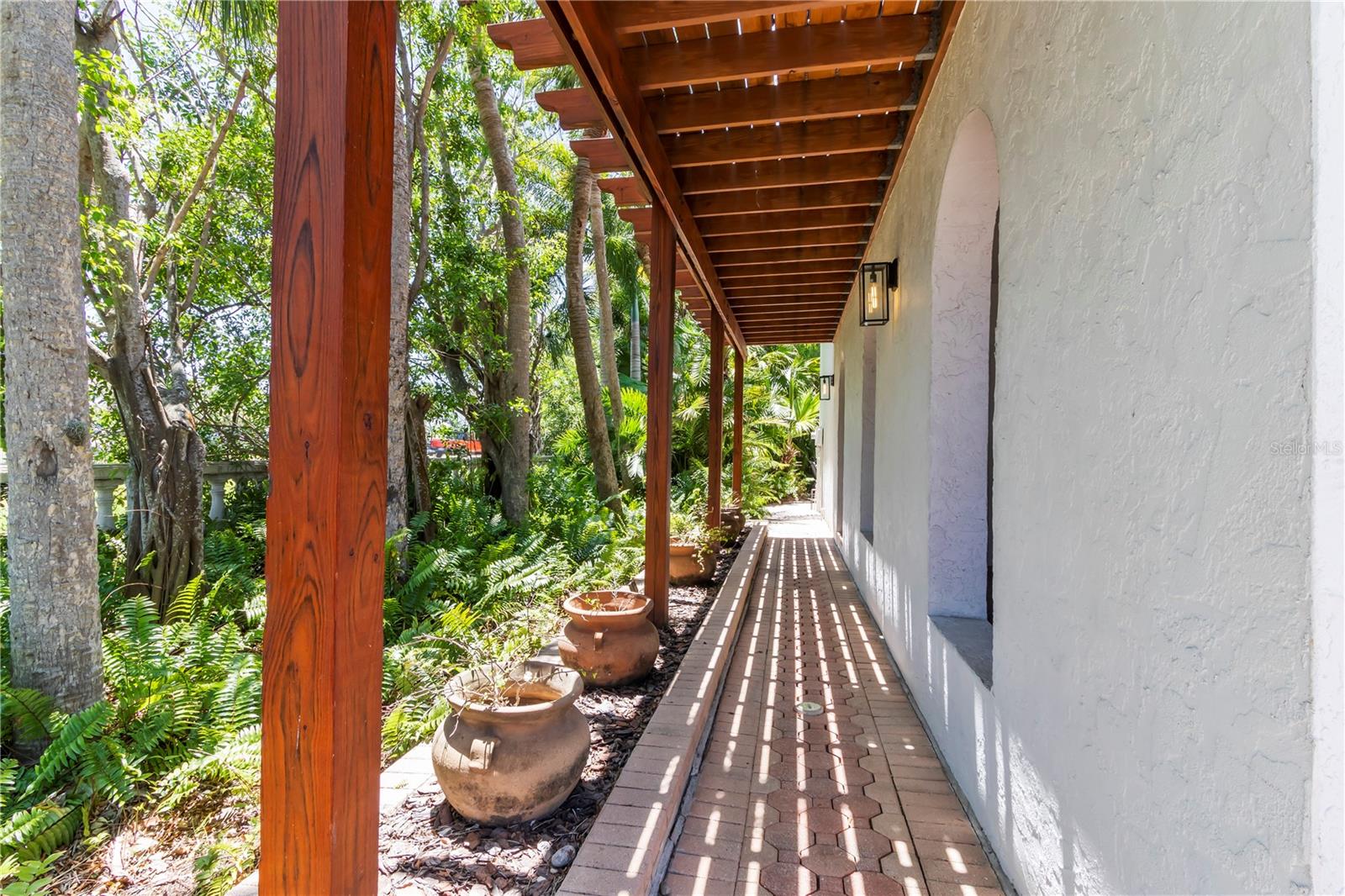 4002 6TH AVE, HOLMES BEACH, FL, 34217