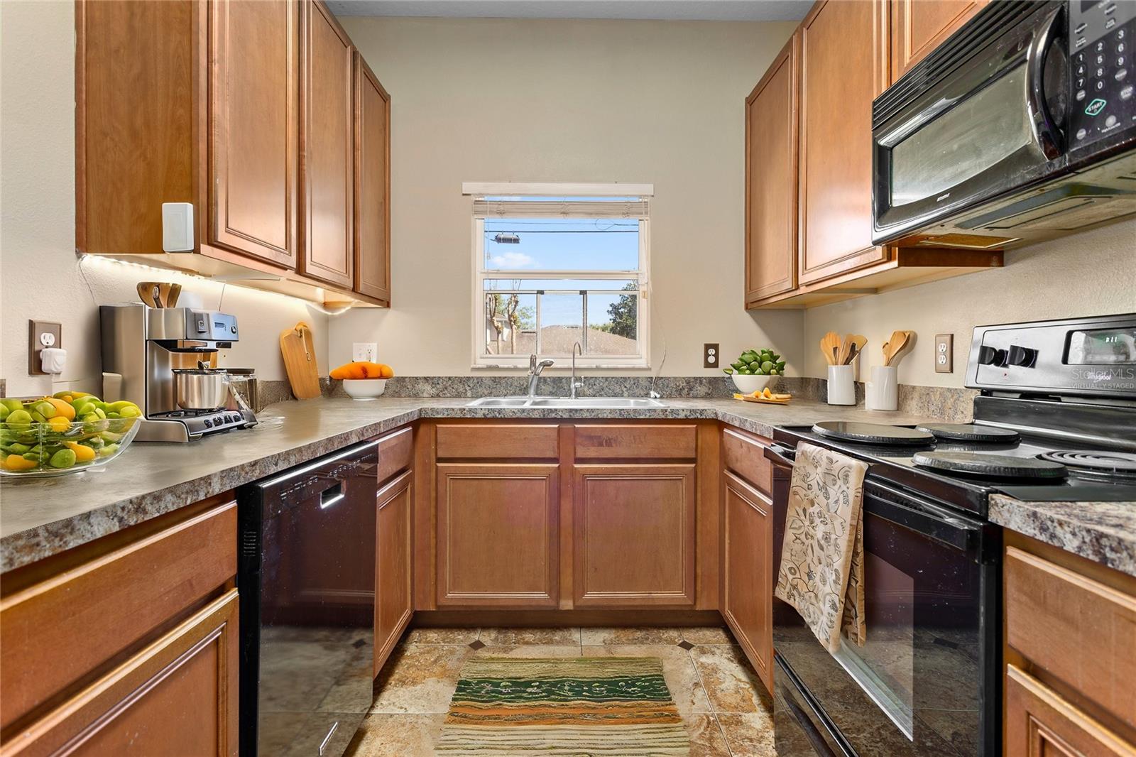 2850 RETREAT VIEW CIR, SANFORD, FL, 32771