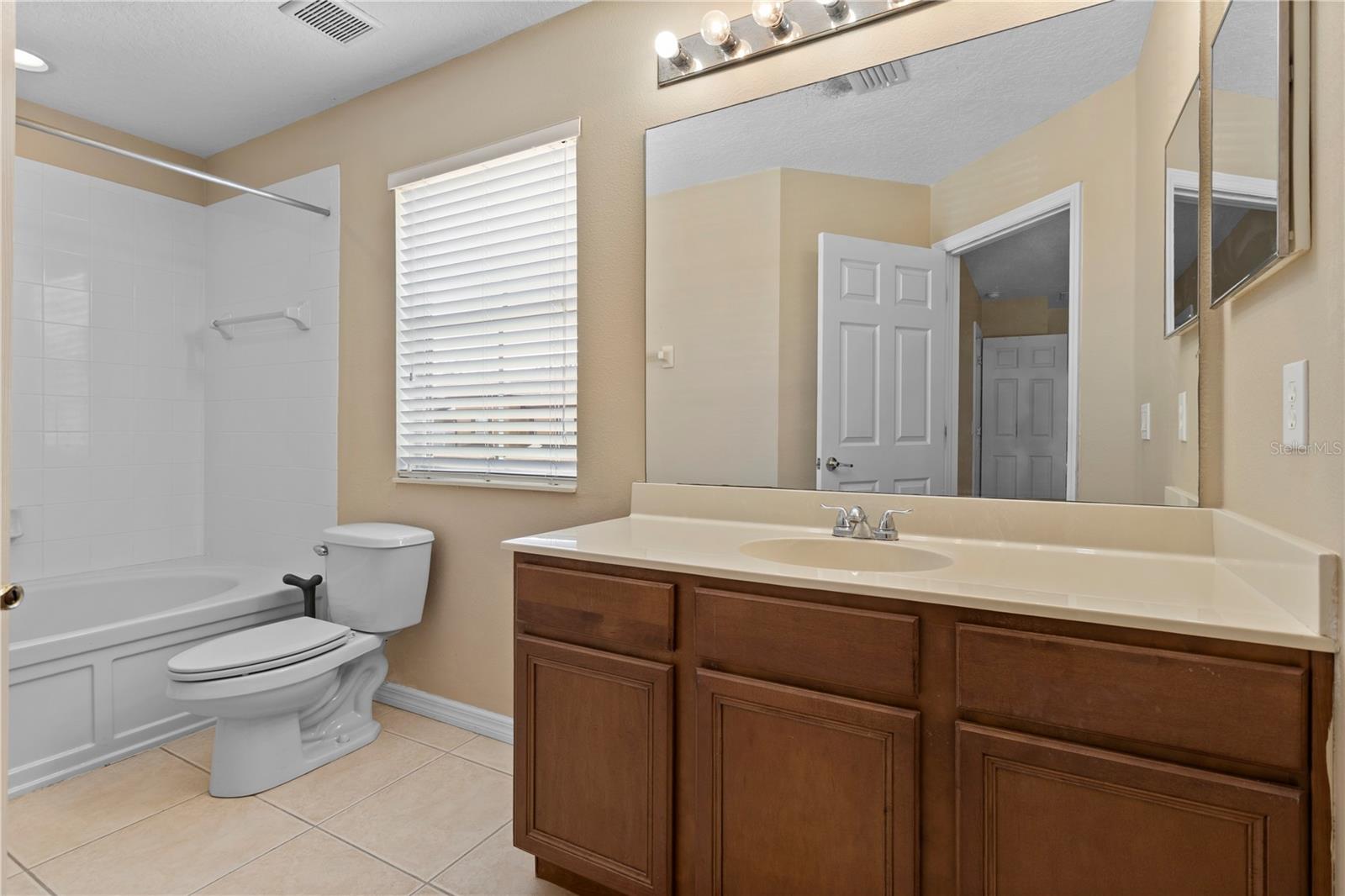 2850 RETREAT VIEW CIR, SANFORD, FL, 32771