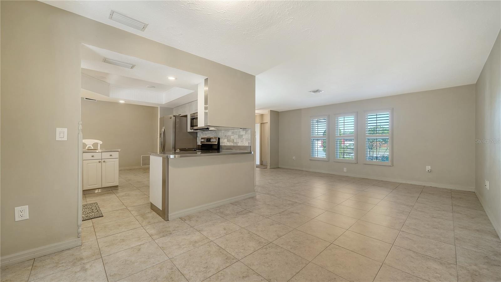 2818 INDIANWOOD WAY, SARASOTA, FL, 34232