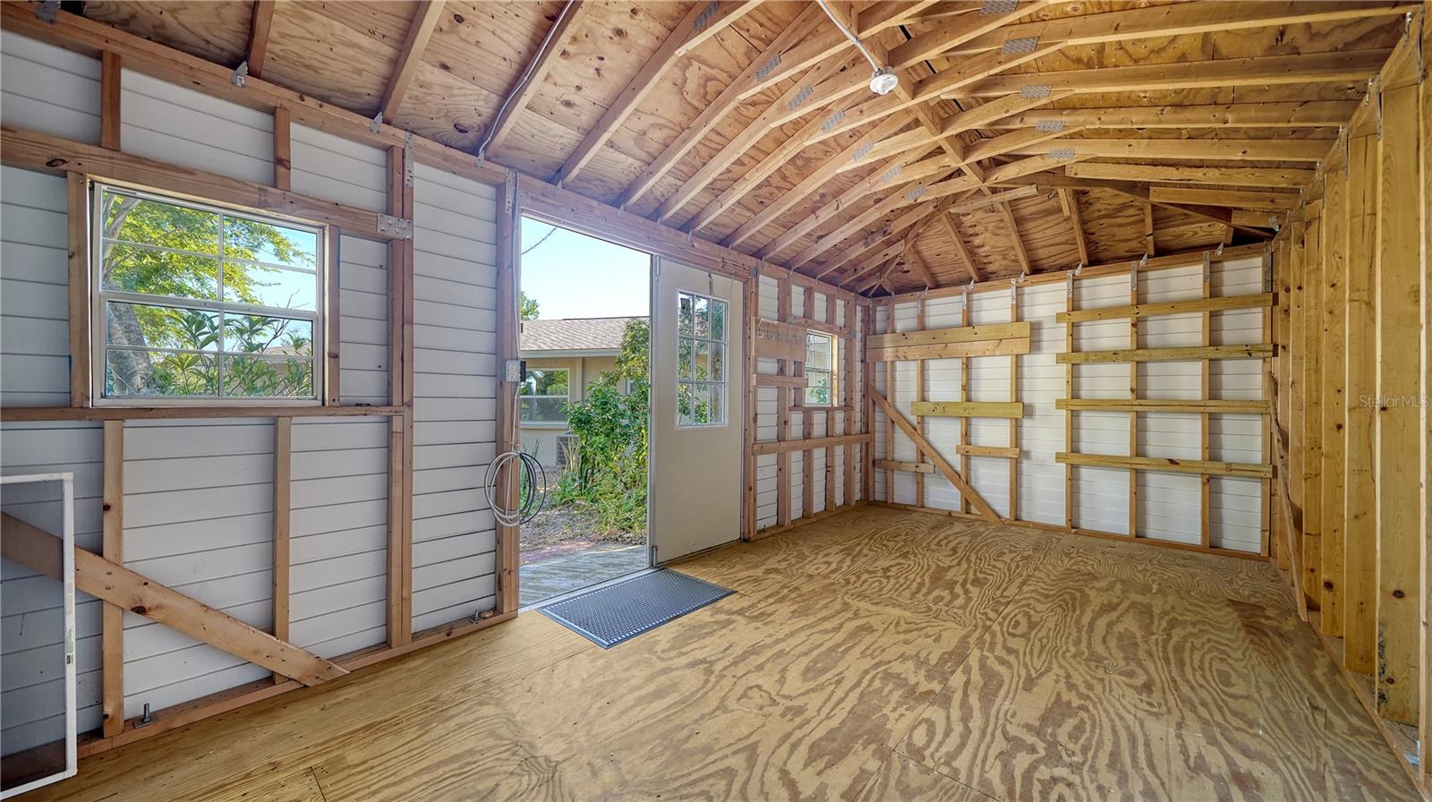 2818 INDIANWOOD WAY, SARASOTA, FL, 34232