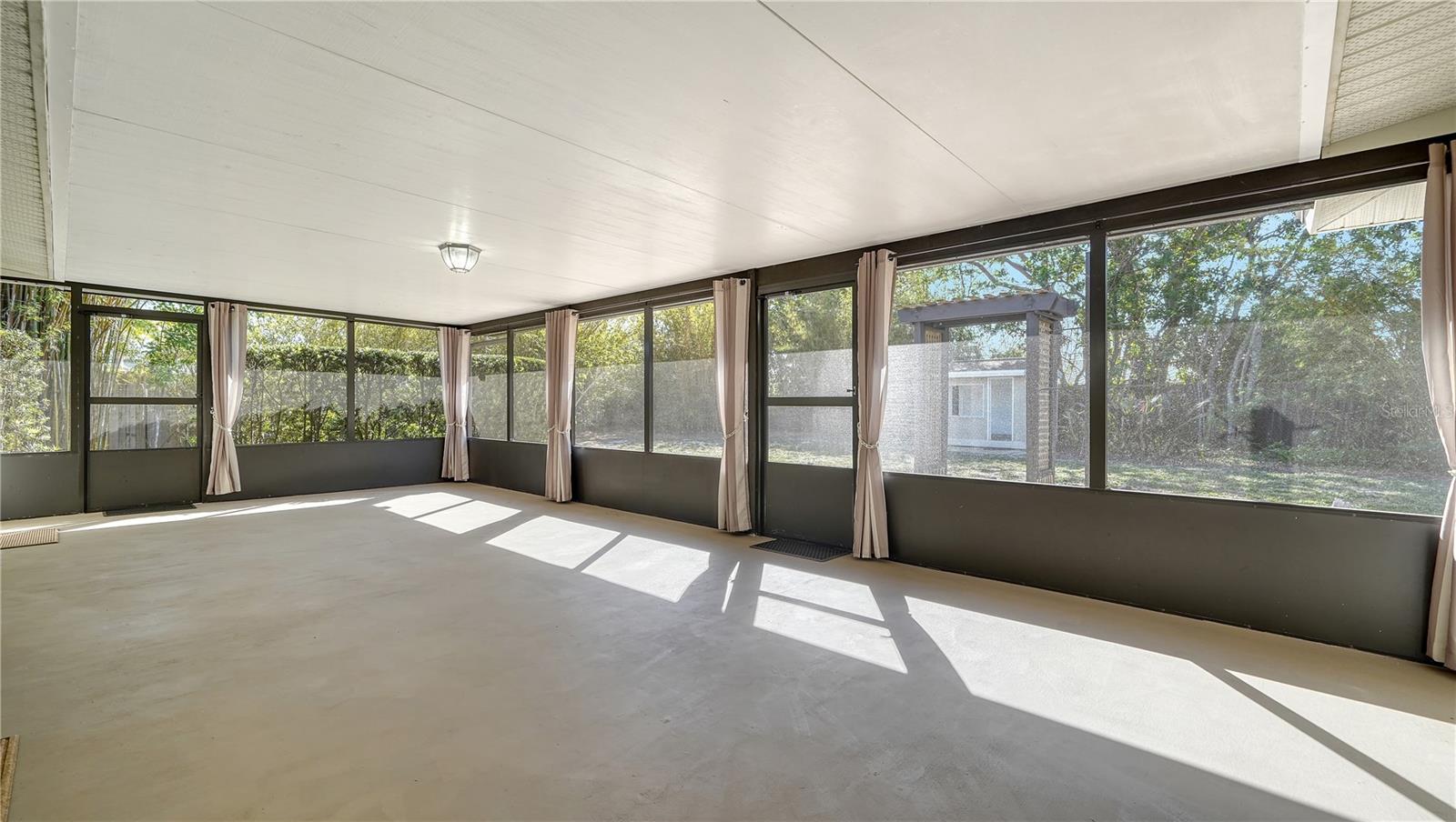2818 INDIANWOOD WAY, SARASOTA, FL, 34232