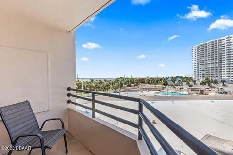 1 OCEANS WEST BLVD #3B4, DAYTONA BEACH, FL, 32118