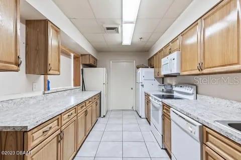 1 OCEANS WEST BLVD #3B4, DAYTONA BEACH, FL, 32118