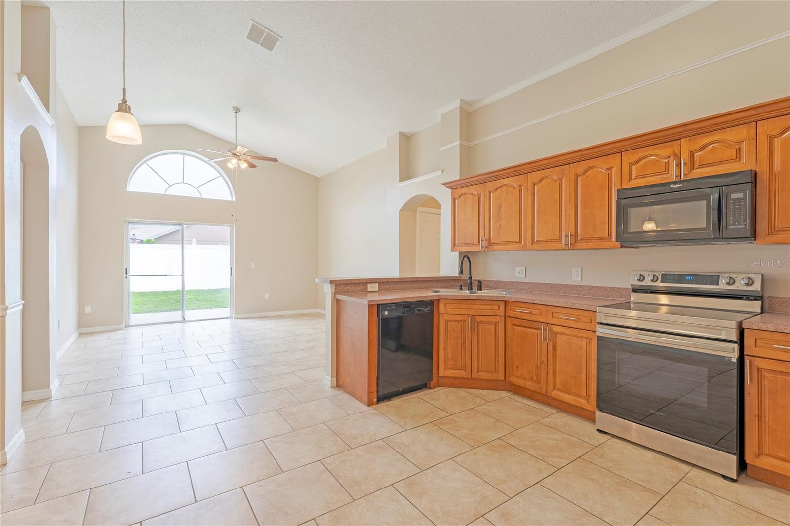 2104 REMINGTON POINTE BLVD, KISSIMMEE, FL, 34743