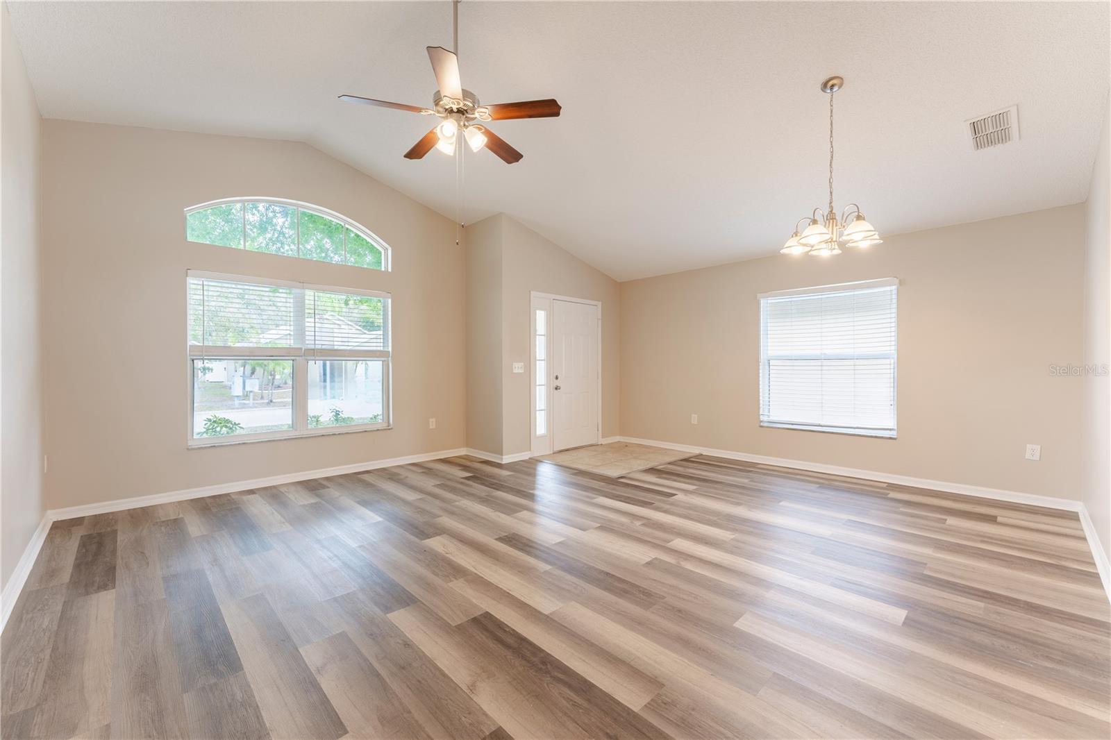 2104 REMINGTON POINTE BLVD, KISSIMMEE, FL, 34743