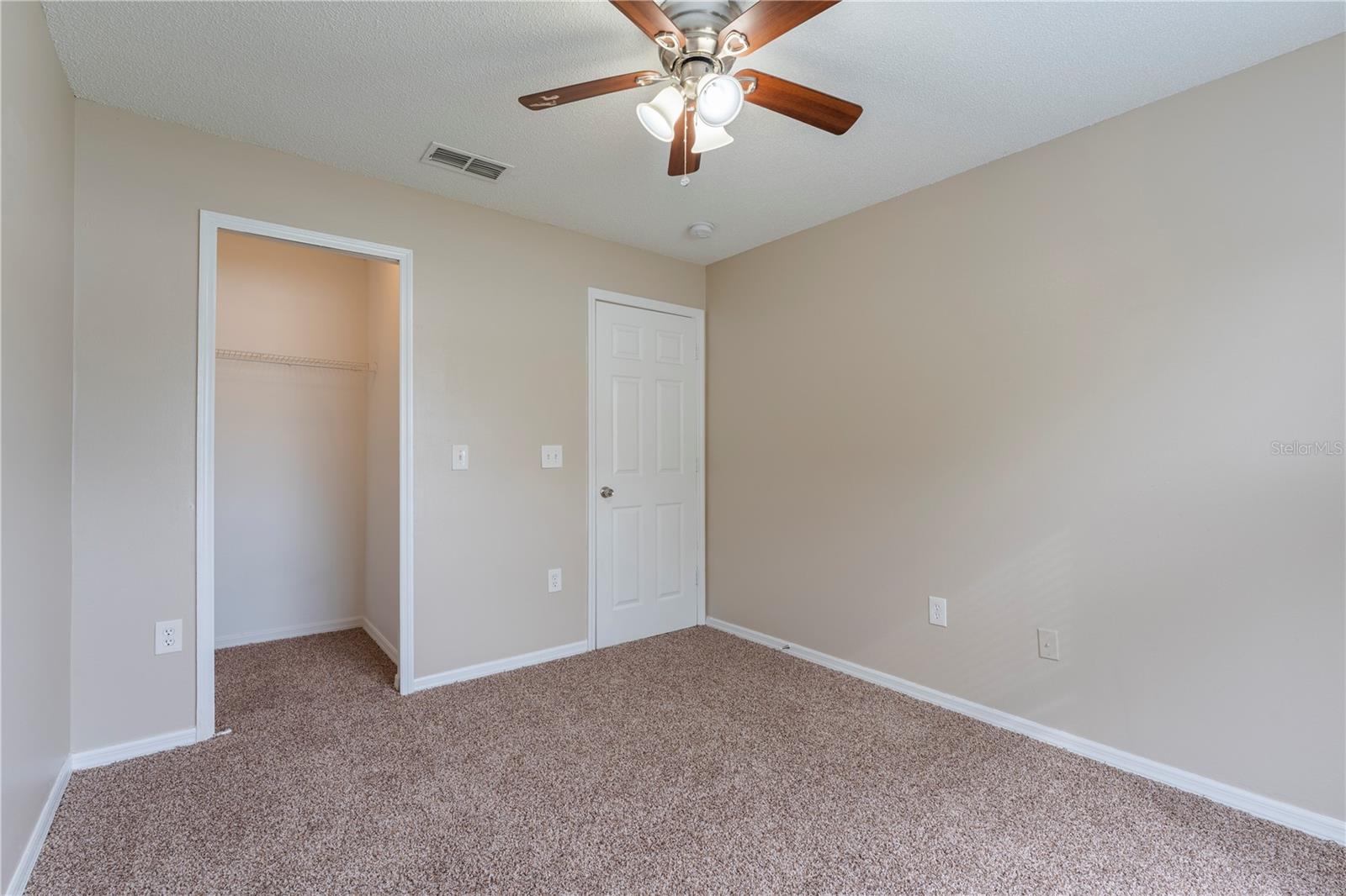 2104 REMINGTON POINTE BLVD, KISSIMMEE, FL, 34743