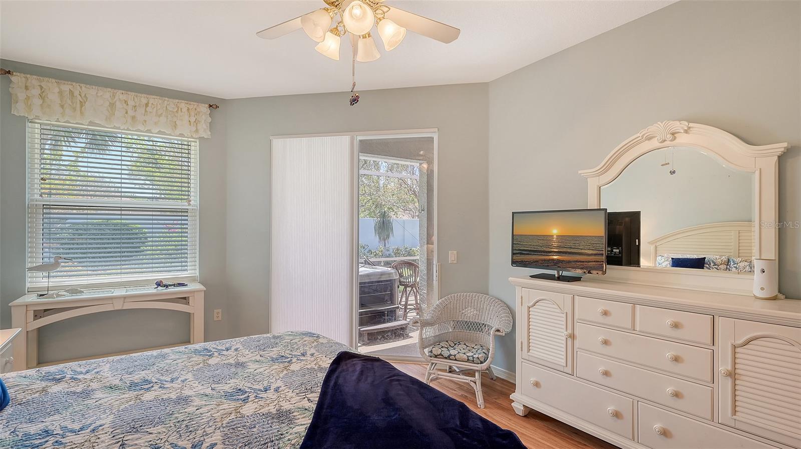 5518 EASTWIND DR, SARASOTA, FL, 34233