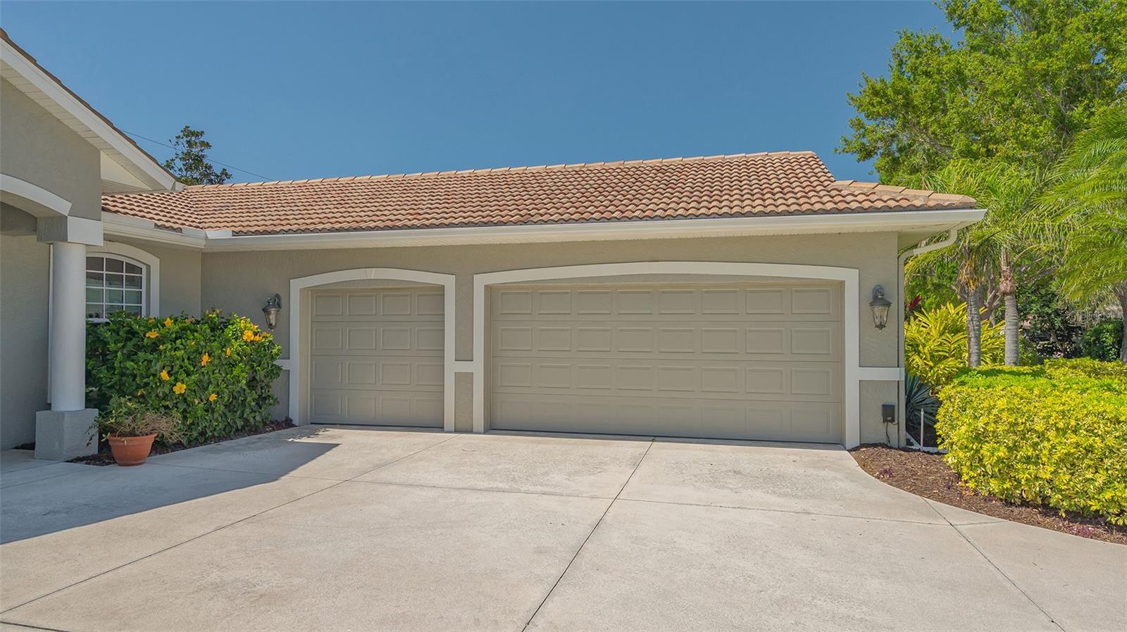 5518 EASTWIND DR, SARASOTA, FL, 34233