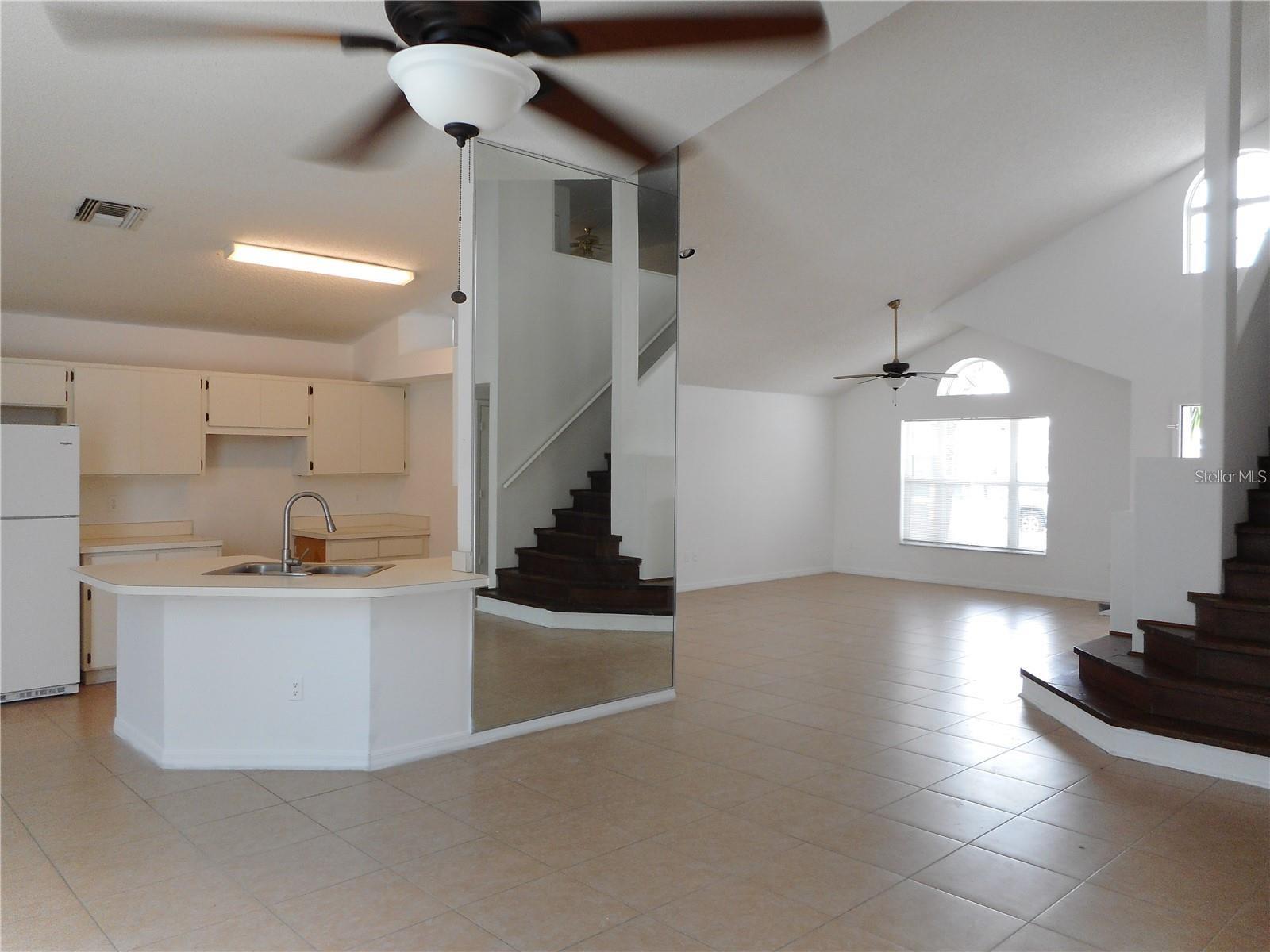3017 BLOOMSBURY DR, KISSIMMEE, FL, 34747