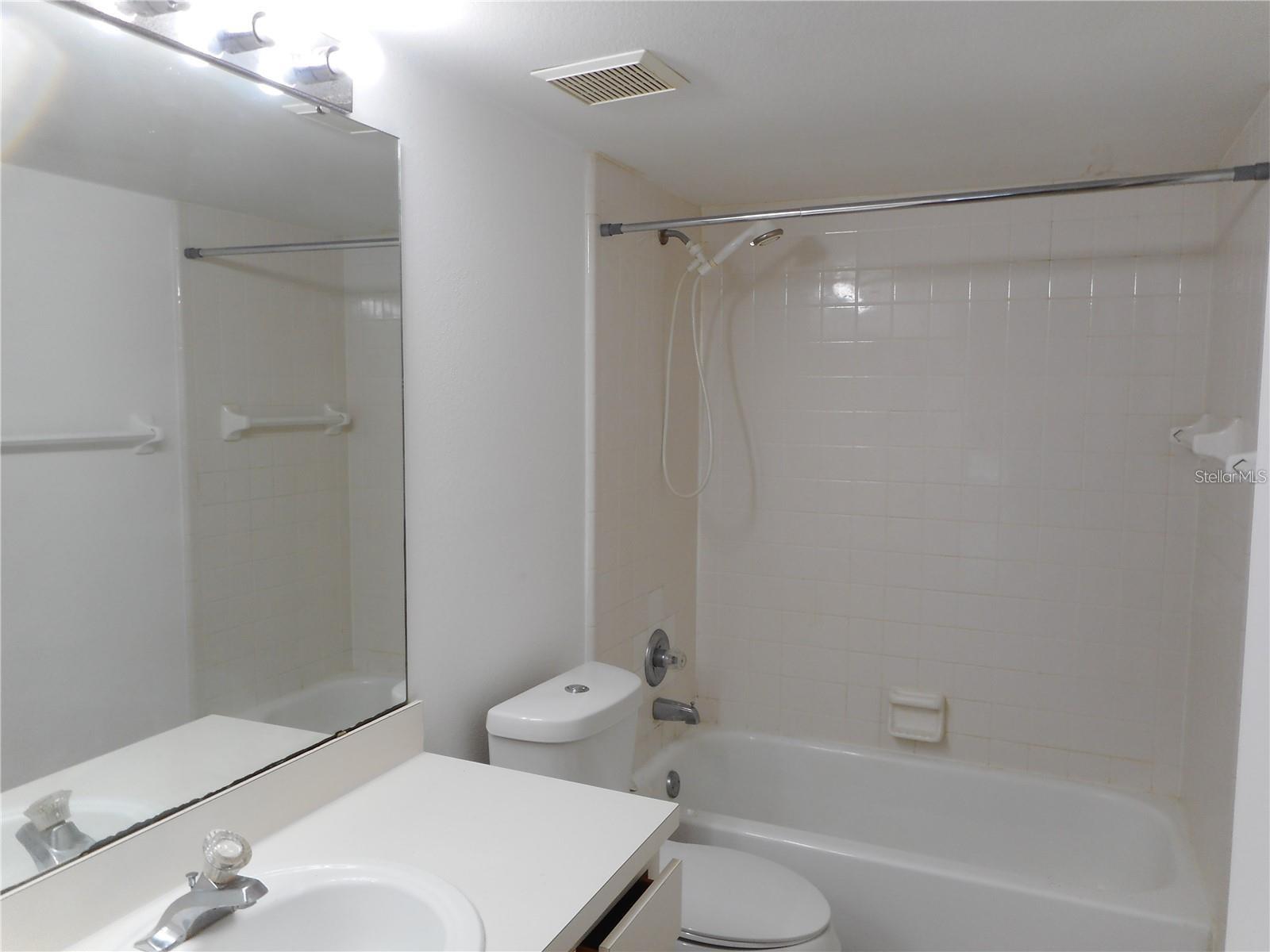3017 BLOOMSBURY DR, KISSIMMEE, FL, 34747