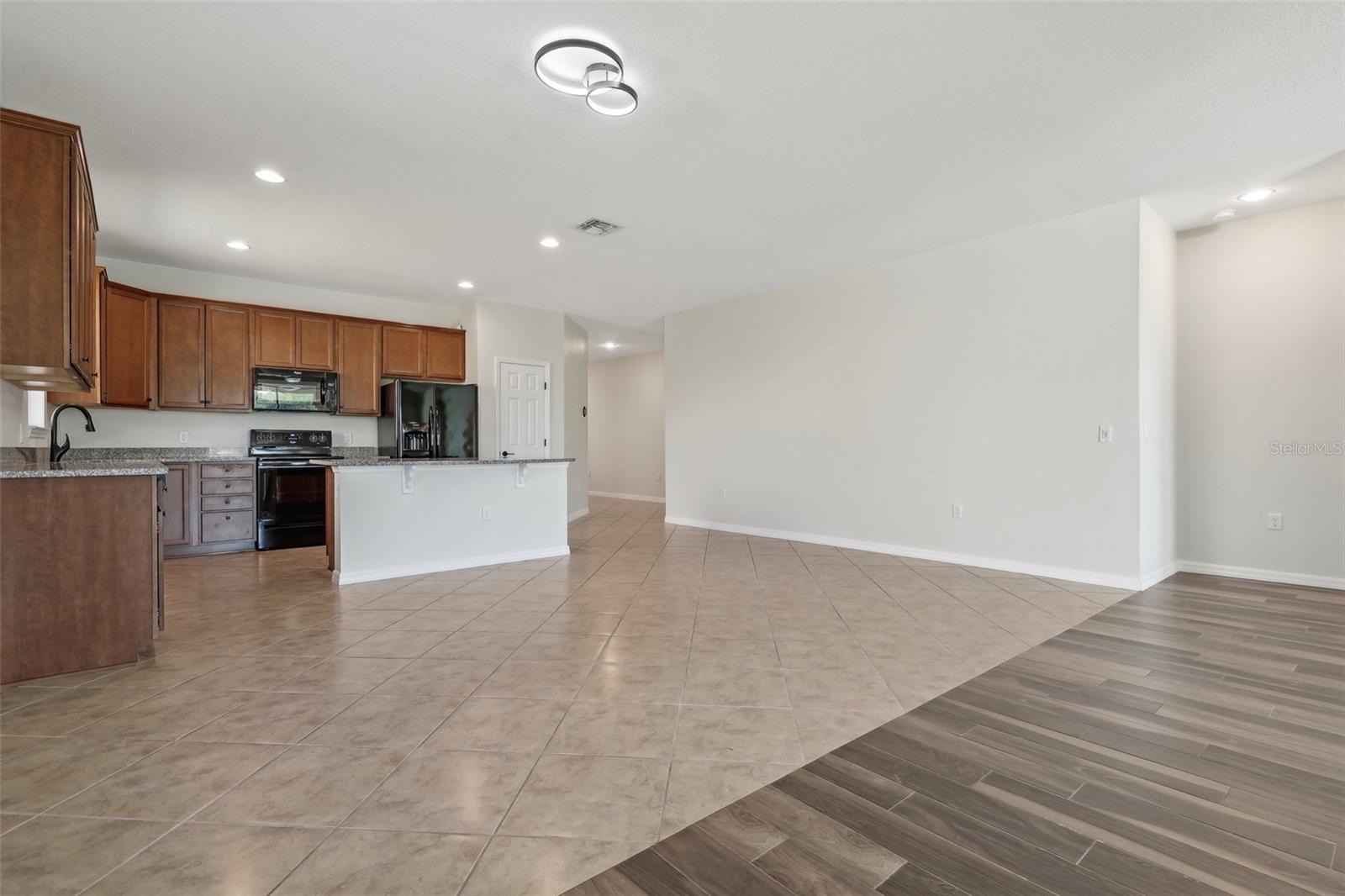 1762 REGAL RIVER CIR, OCOEE, FL, 34761