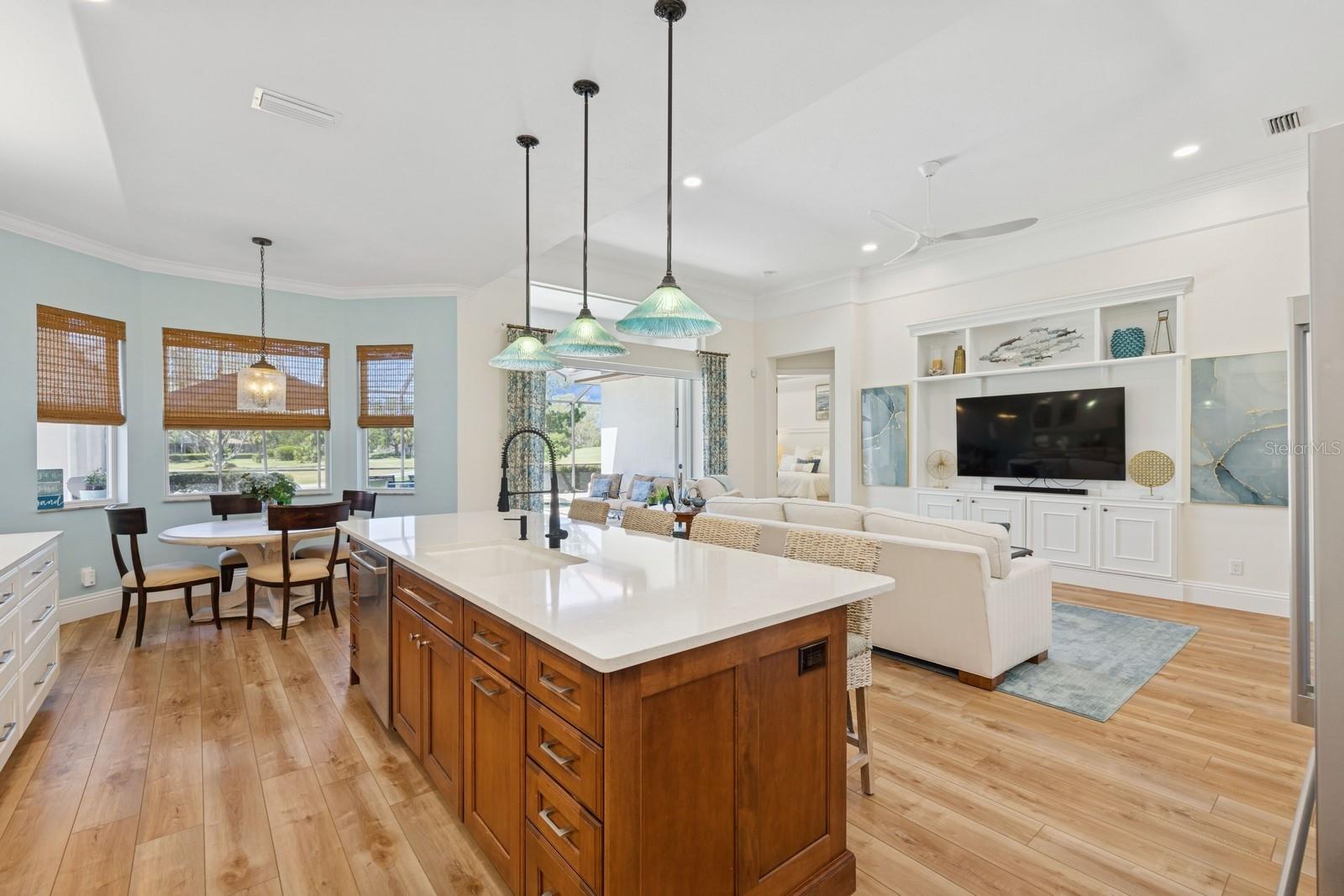 7324 RIVIERA CV, LAKEWOOD RANCH, FL, 34202