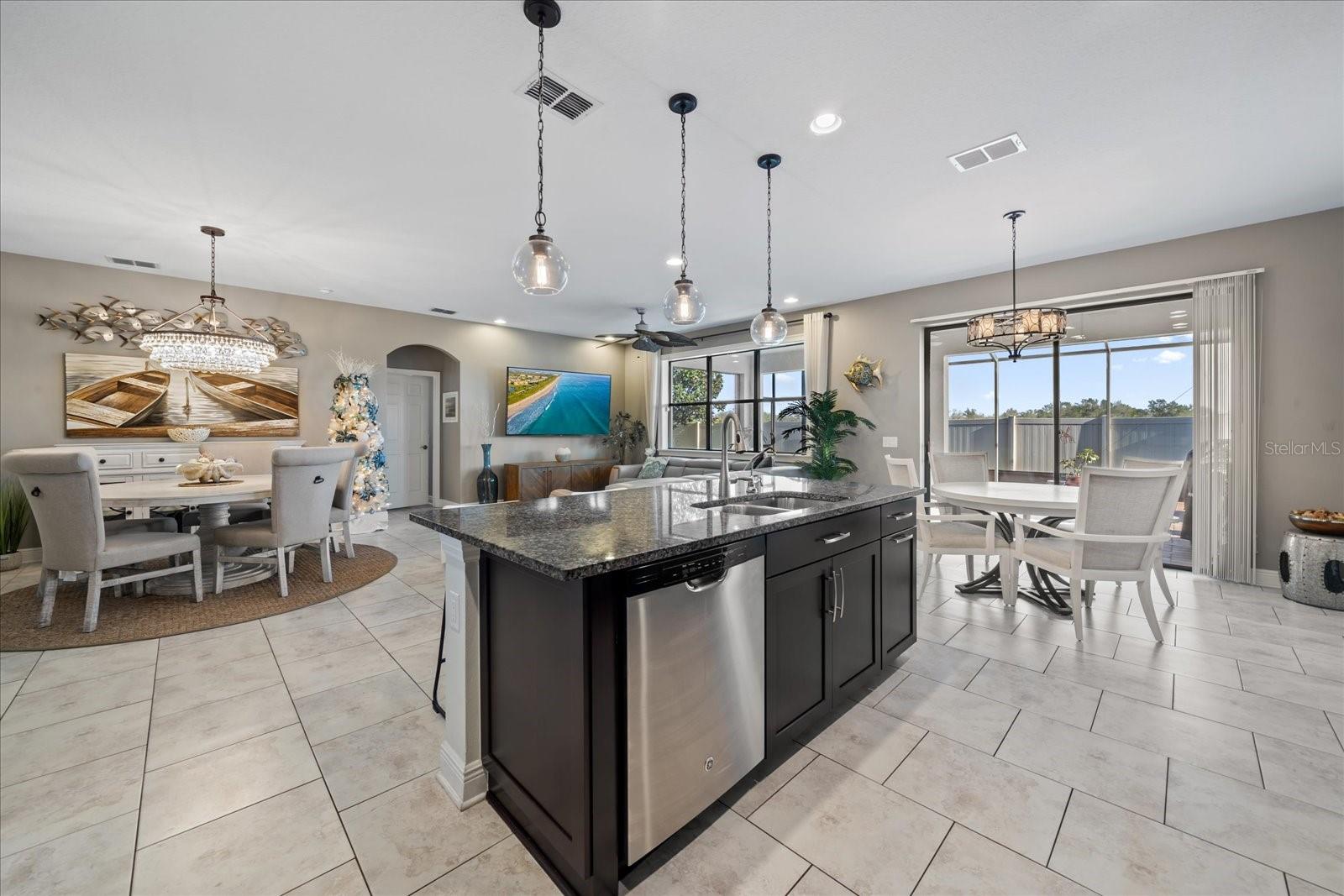 13325 SUNSET SHORE CIR, RIVERVIEW, FL, 33579
