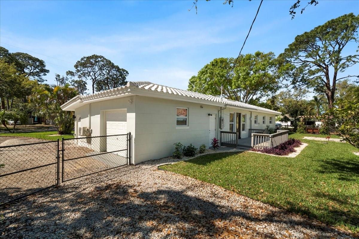 6531 2ND AVE N, ST PETERSBURG, FL, 33710