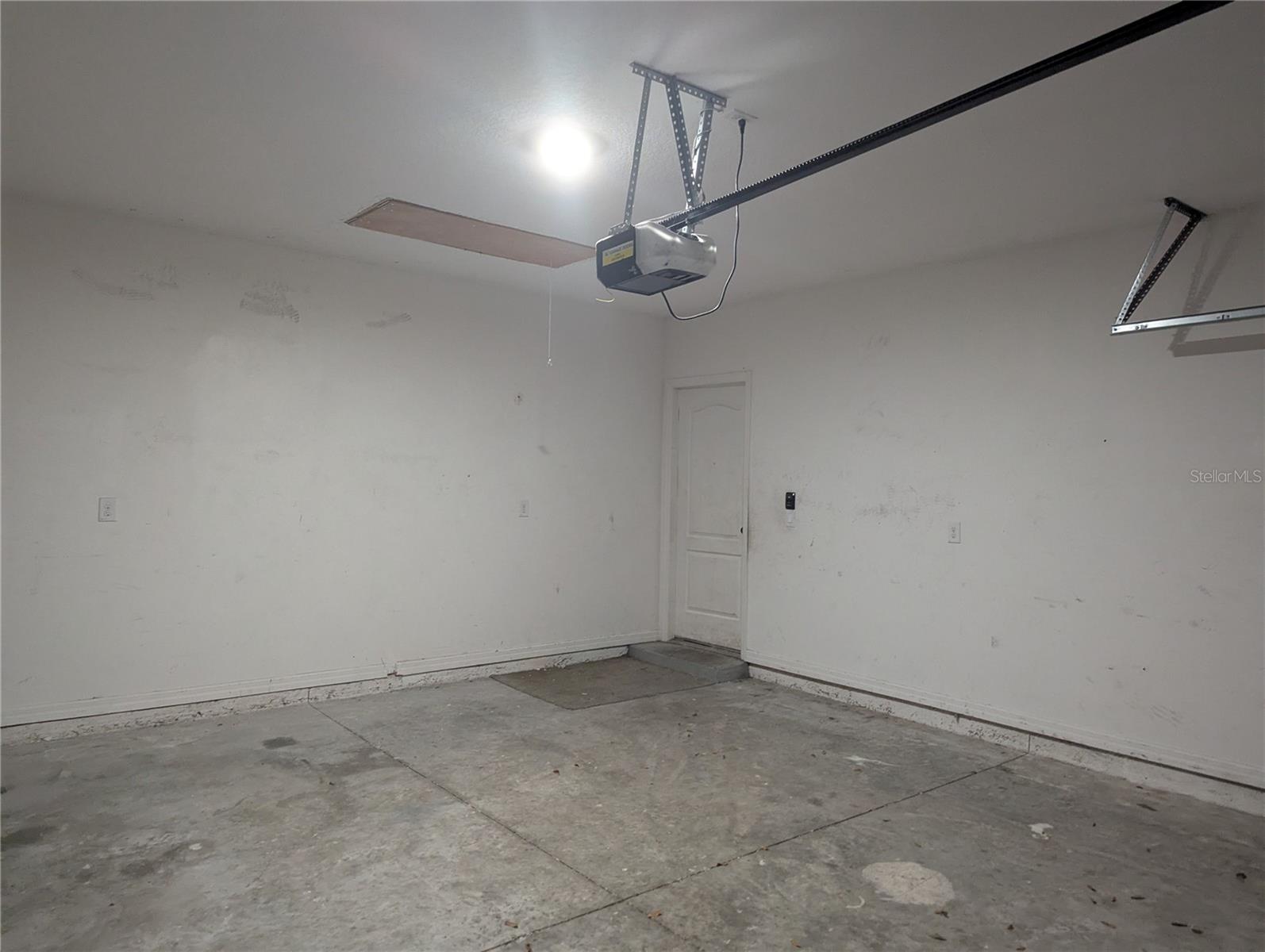 10240 MEADOW WREN AVE, WEEKI WACHEE, FL, 34613