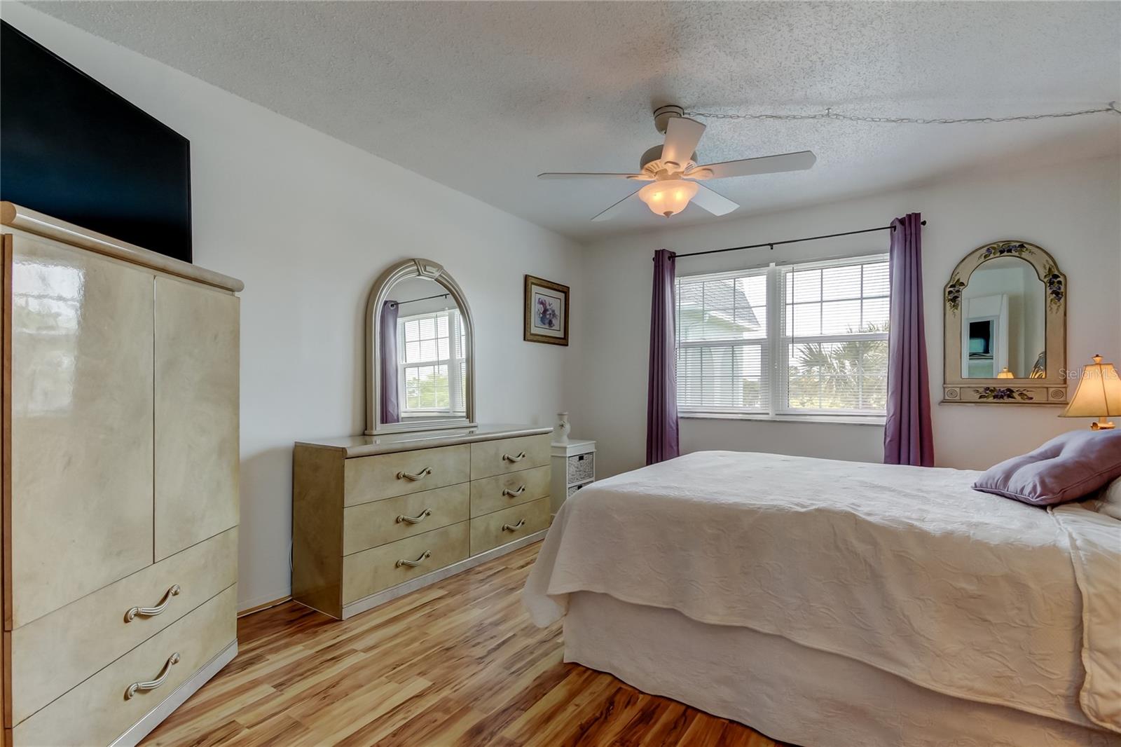 1706 BELLEAIR FOREST DR #326, BELLEAIR, FL, 33756
