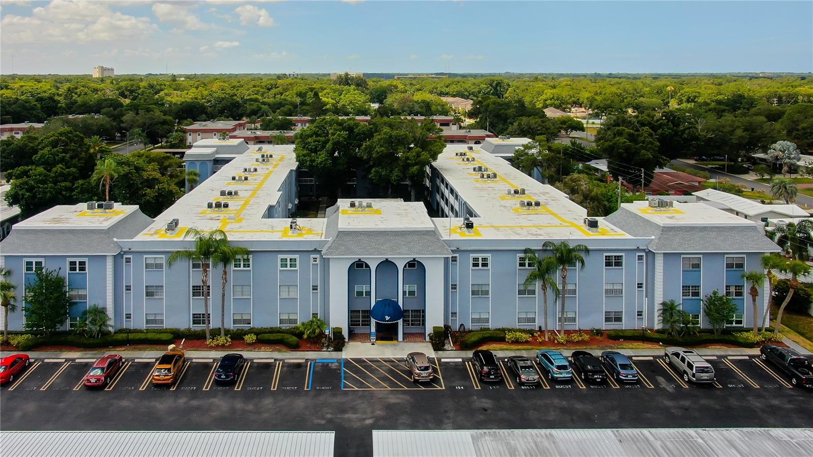 1706 BELLEAIR FOREST DR #326, BELLEAIR, FL, 33756