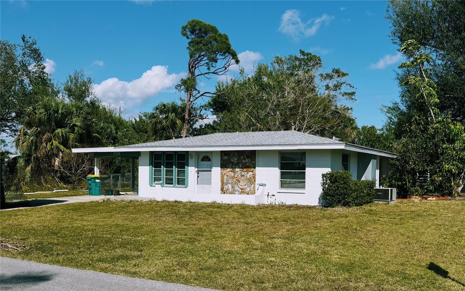 3308 PINETREE ST, PORT CHARLOTTE, FL, 33952