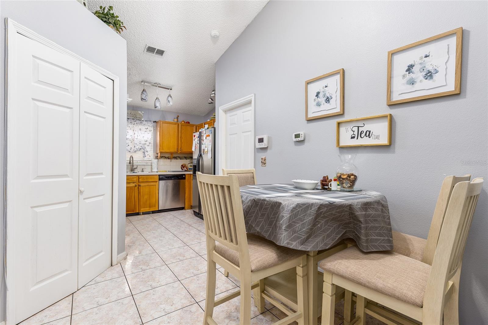 1562 WOODWIND DR, APOPKA, FL, 32703
