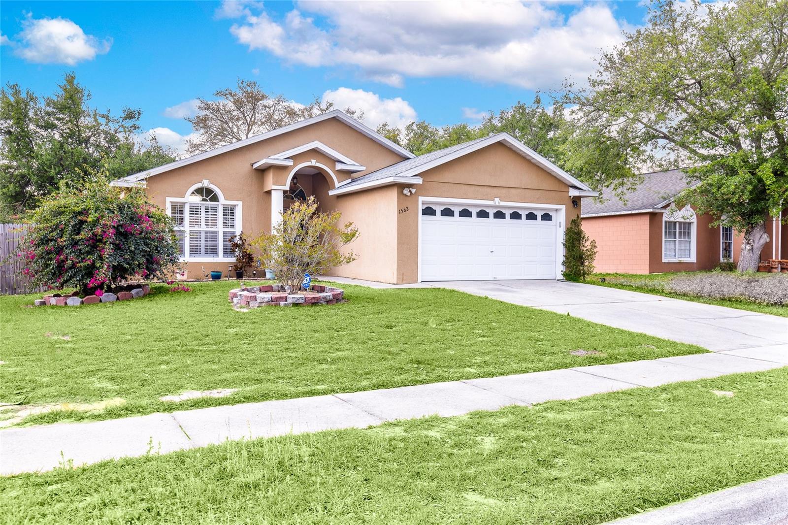 1562 WOODWIND DR, APOPKA, FL, 32703