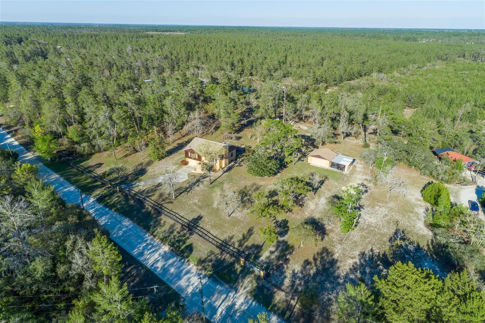 8465 N HUSKY AVE, DUNNELLON, FL, 34433