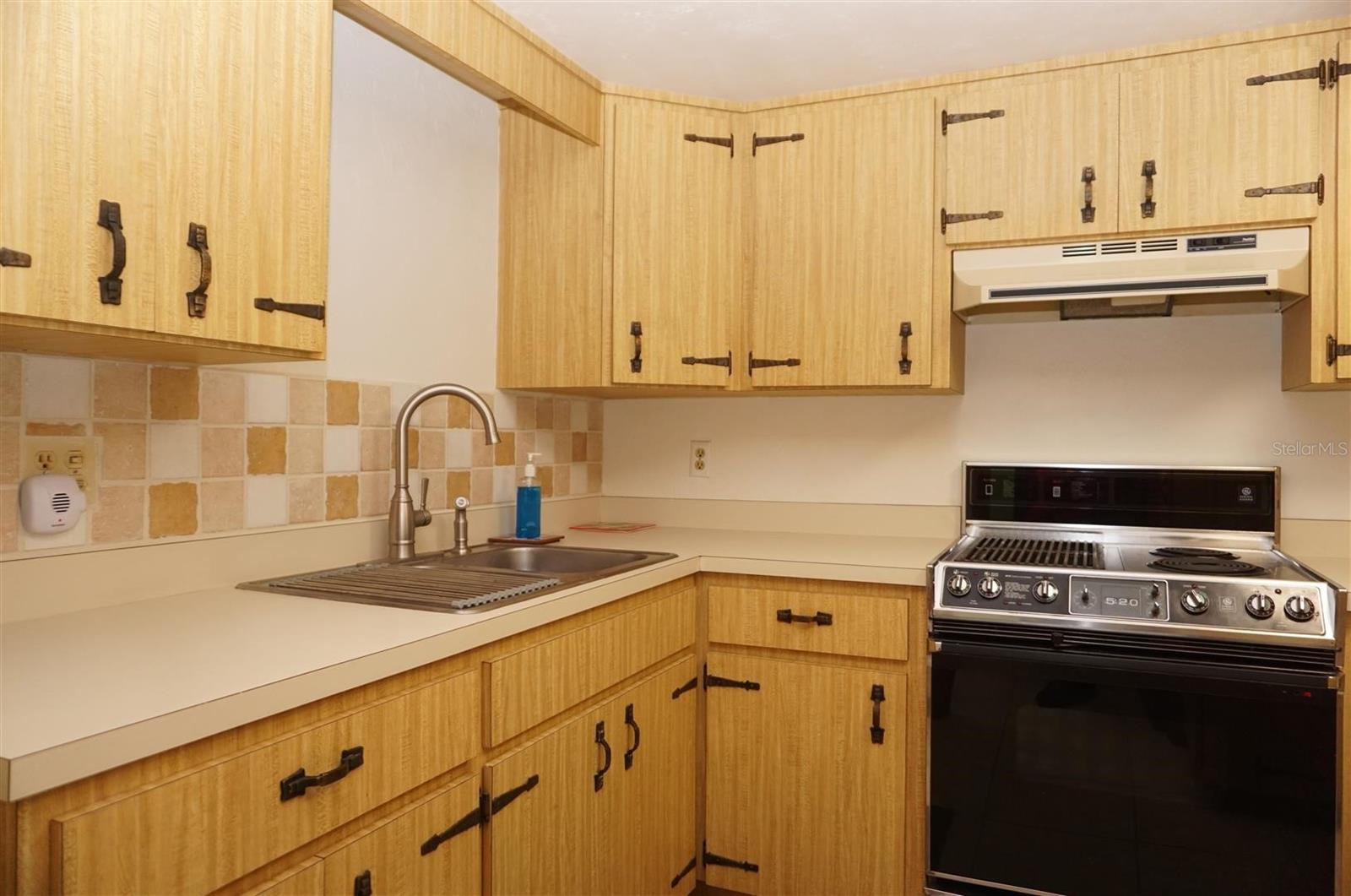 8465 N HUSKY AVE, DUNNELLON, FL, 34433