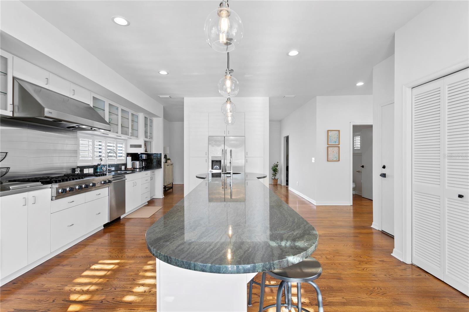 2904 N SHOREVIEW PL, TAMPA, FL, 33602