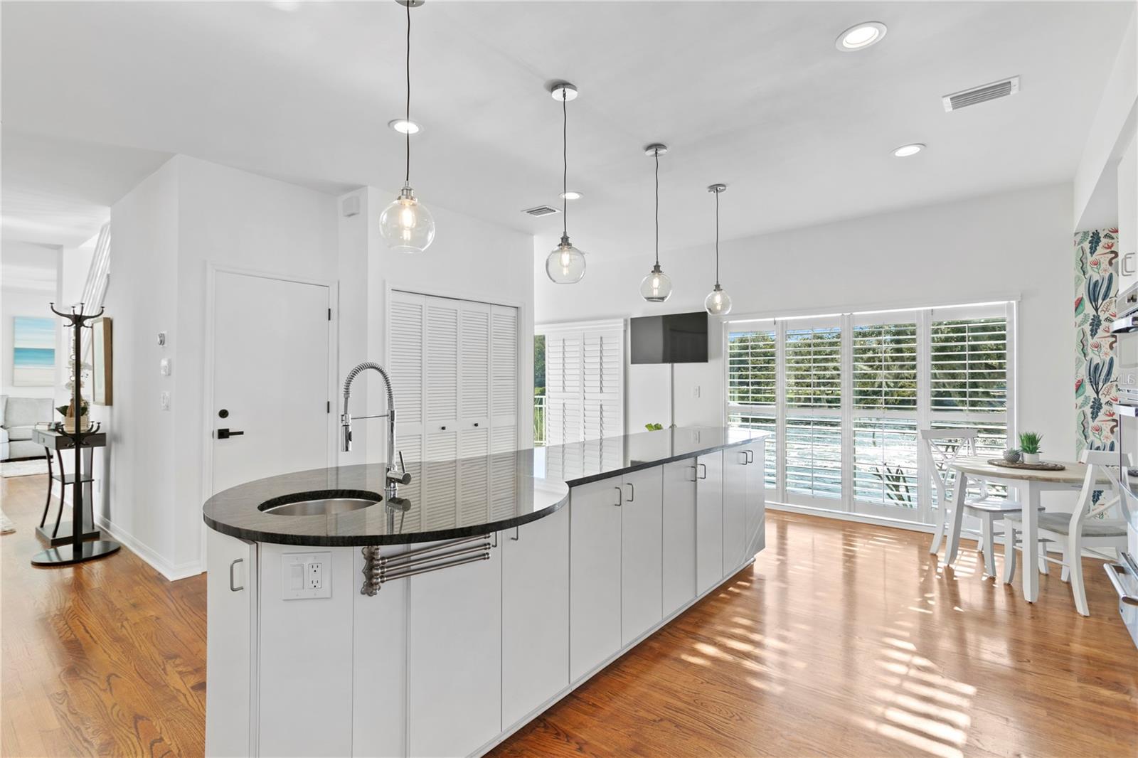 2904 N SHOREVIEW PL, TAMPA, FL, 33602