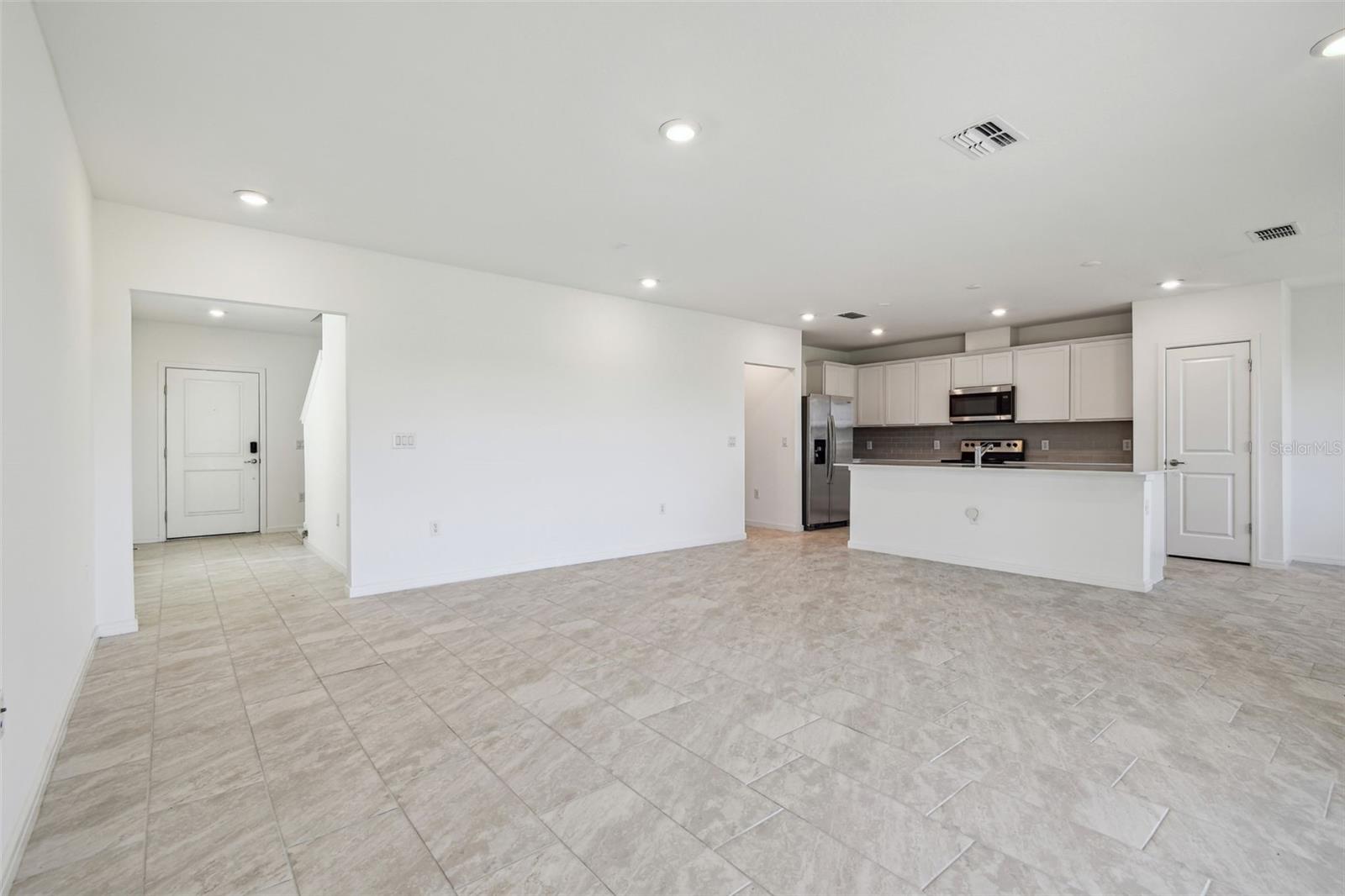 9058 RALLY SPRING LOOP, WESLEY CHAPEL, FL, 33545
