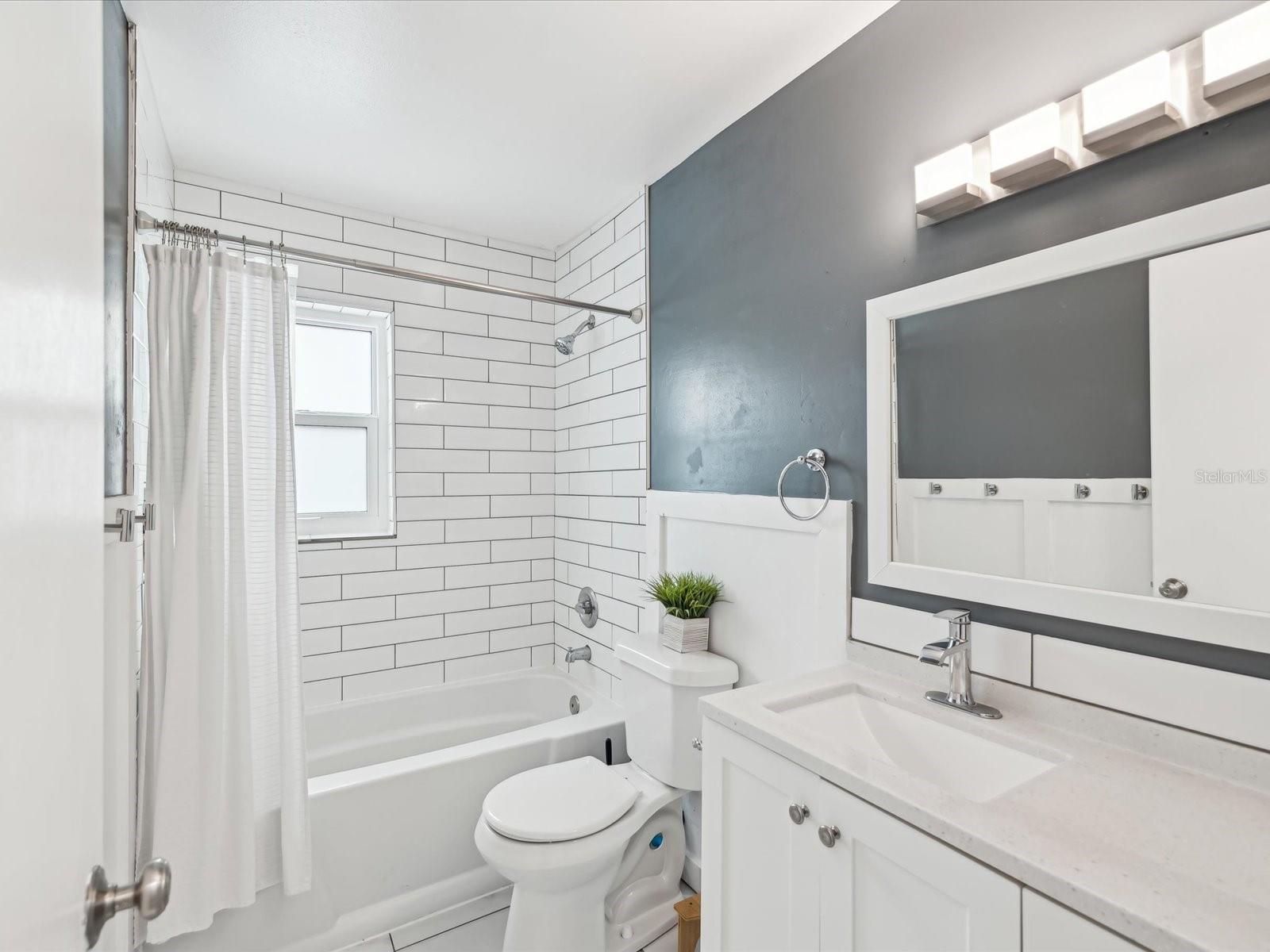 6508 S WEST SHORE CIR, TAMPA, FL, 33616