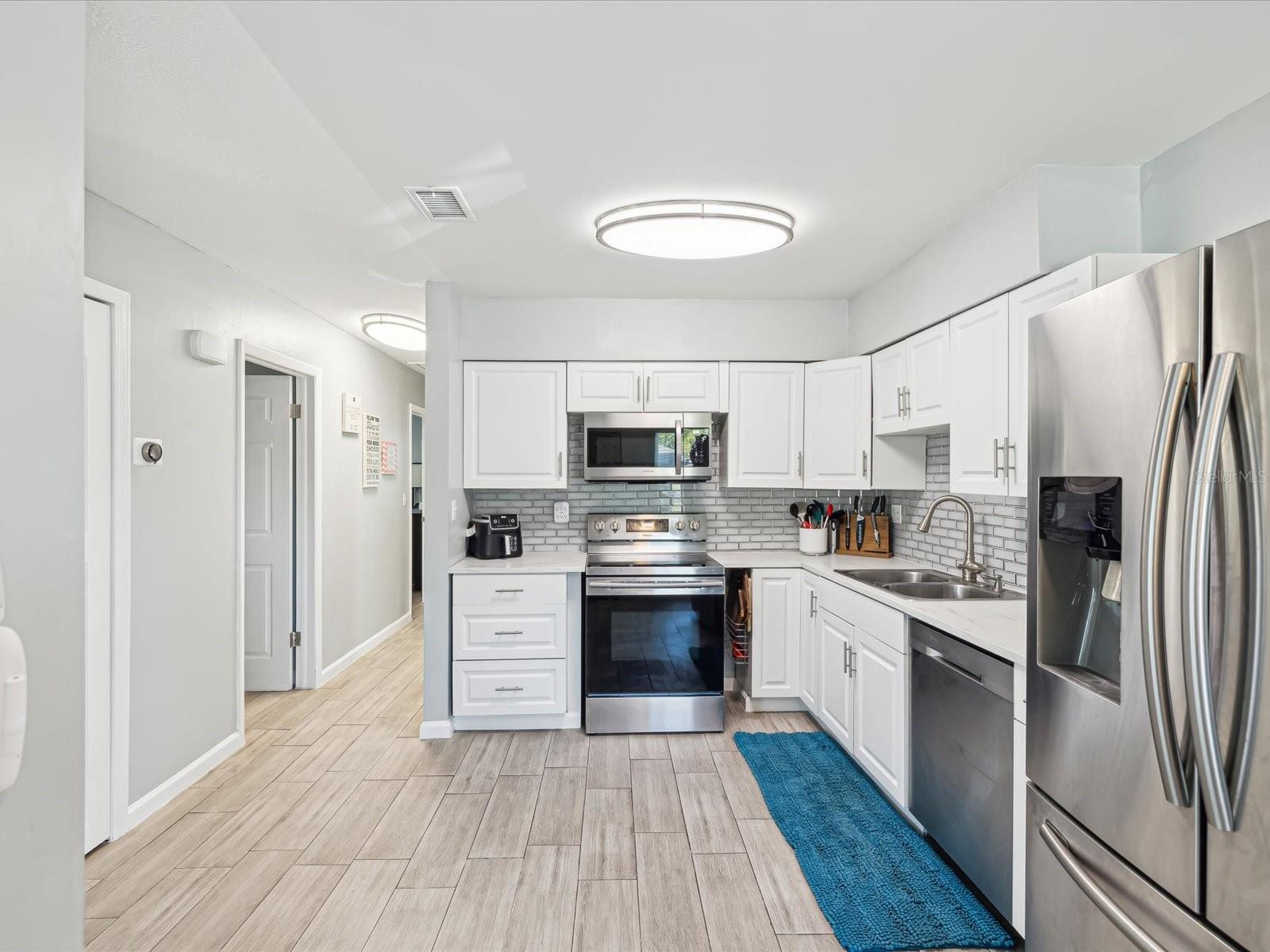 6508 S WEST SHORE CIR, TAMPA, FL, 33616
