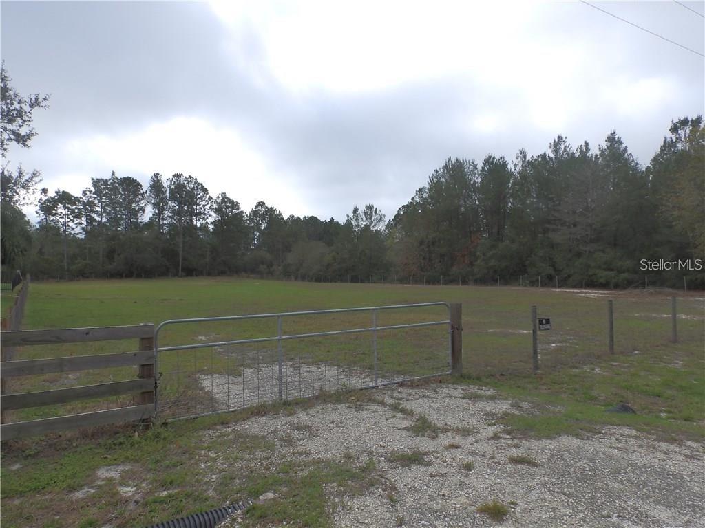 APRICOT AVE, EUSTIS, FL, 32736