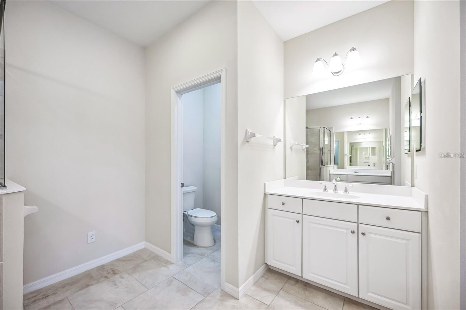 8106 MIRAMAR WAY, LAKEWOOD RANCH, FL, 34202