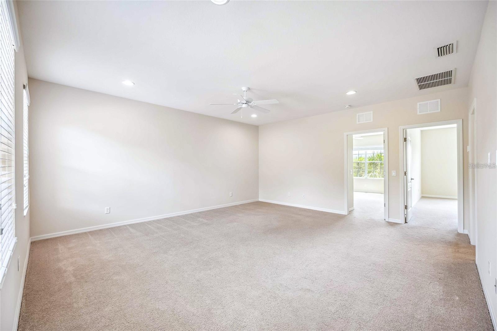8106 MIRAMAR WAY, LAKEWOOD RANCH, FL, 34202