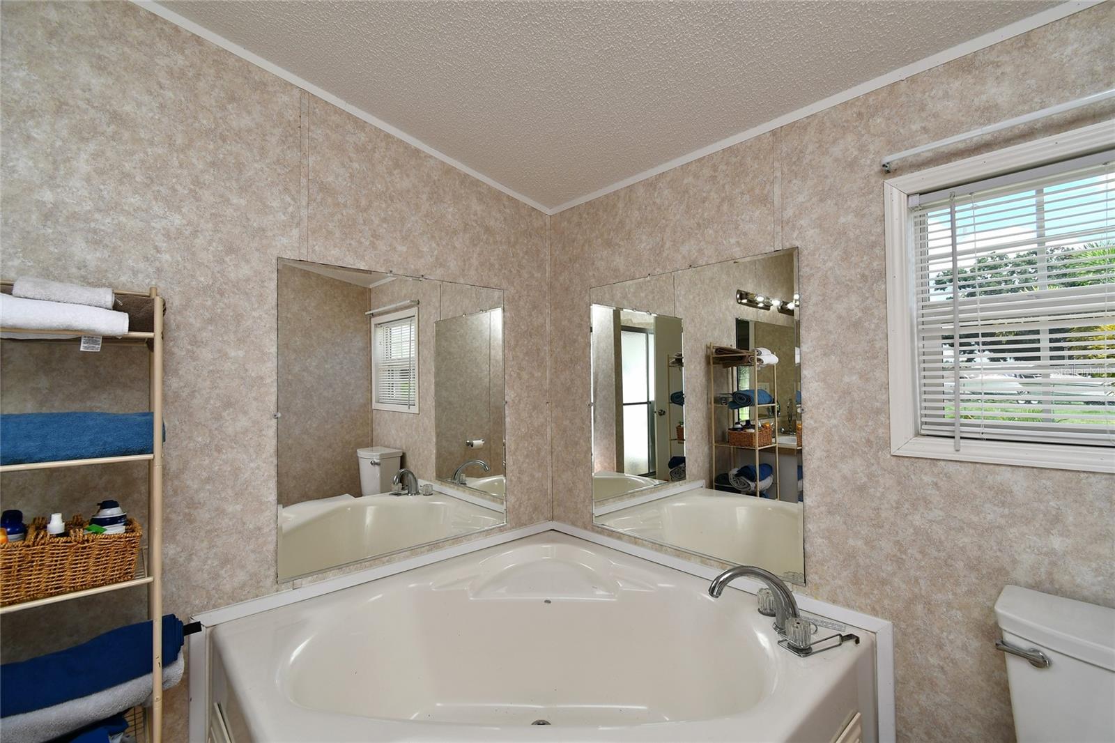 27399 RIDGE RD, PUNTA GORDA, FL, 33982