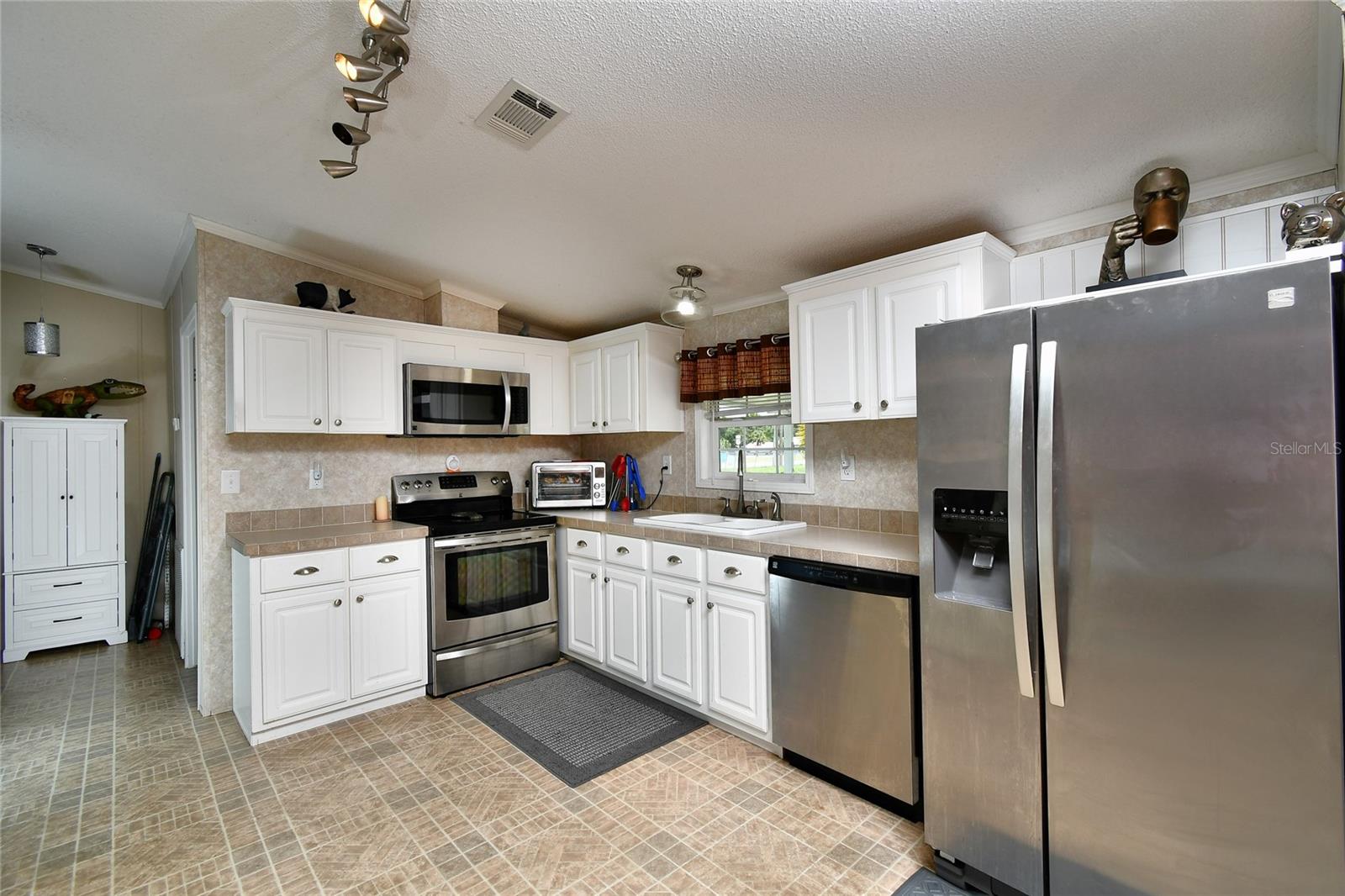 27399 RIDGE RD, PUNTA GORDA, FL, 33982