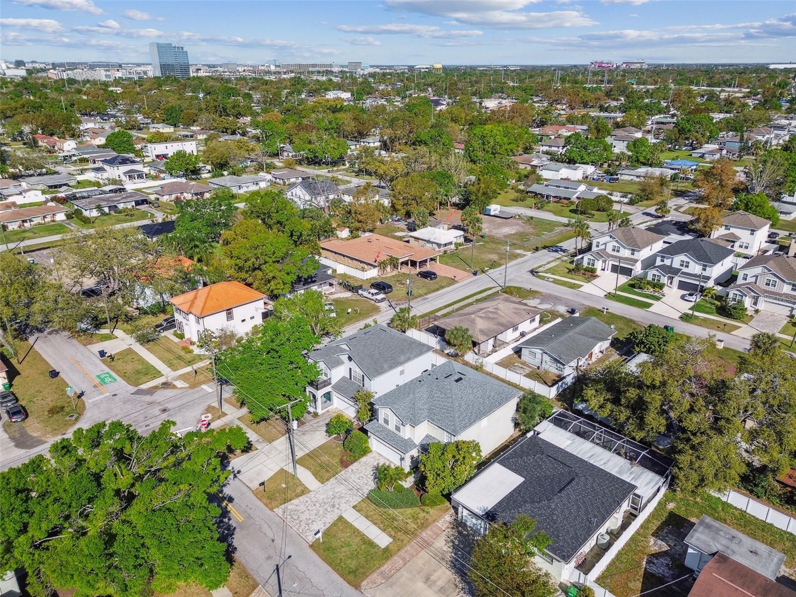 2721 W GRAY ST, TAMPA, FL, 33609