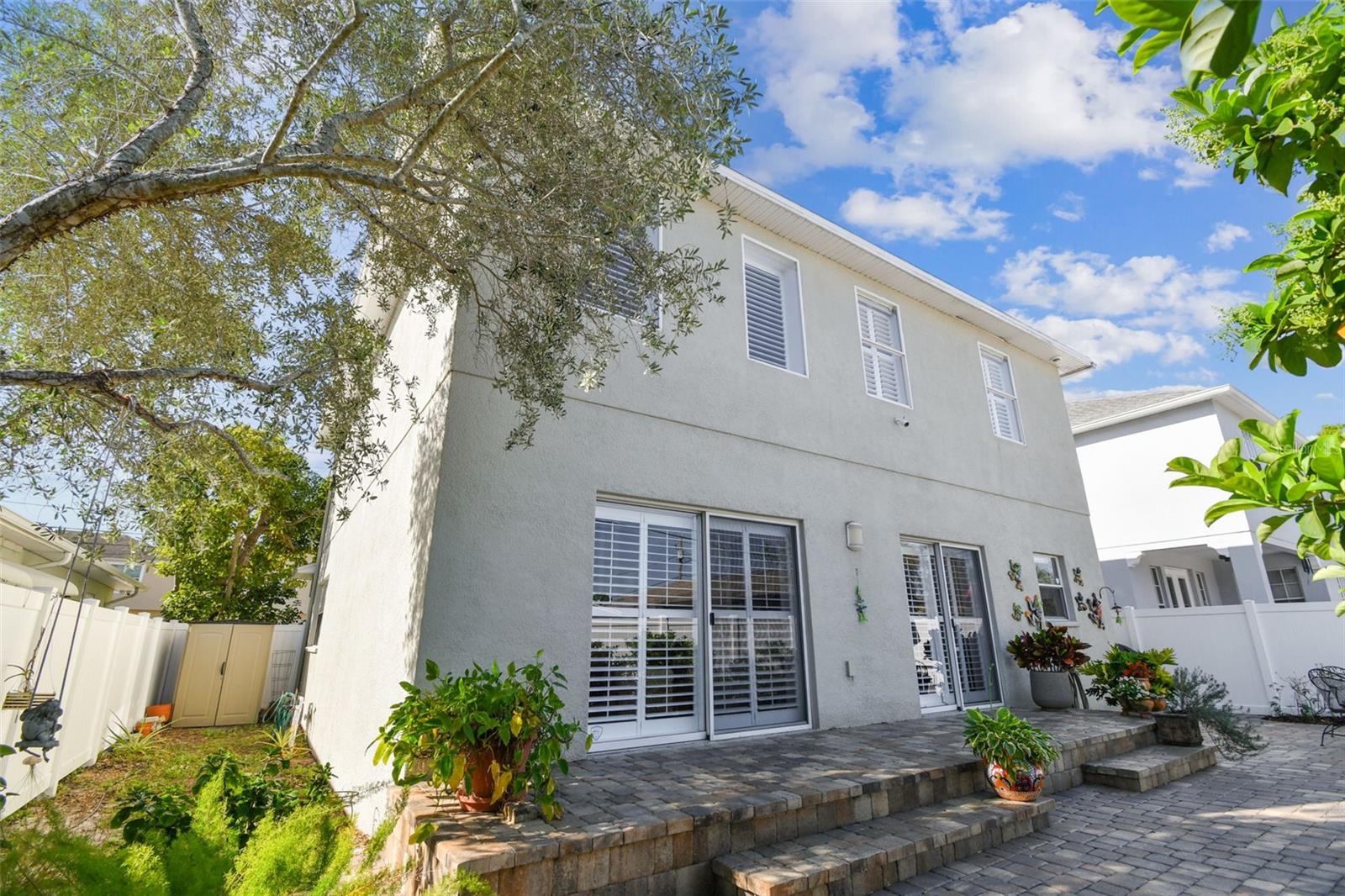 2721 W GRAY ST, TAMPA, FL, 33609