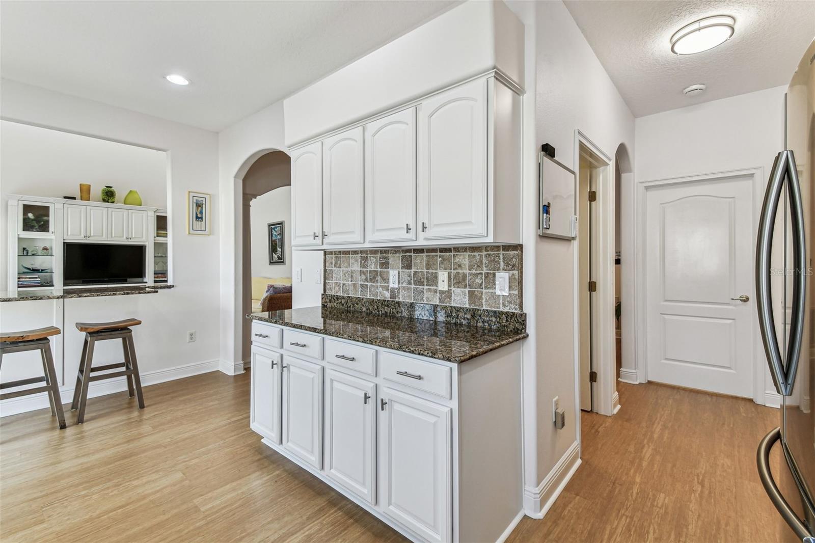 2721 W GRAY ST, TAMPA, FL, 33609