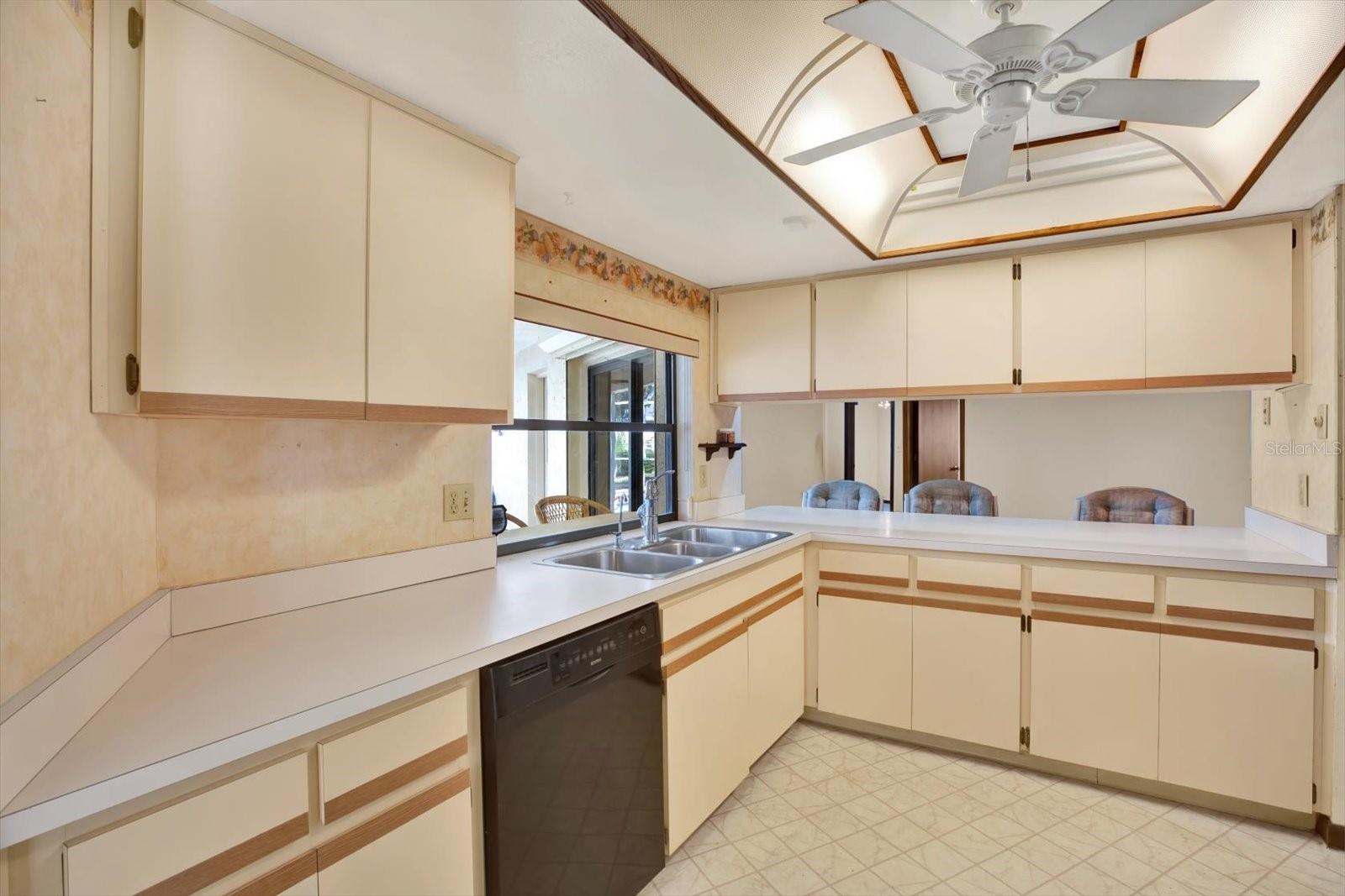 10014 118TH WAY, SEMINOLE, FL, 33772
