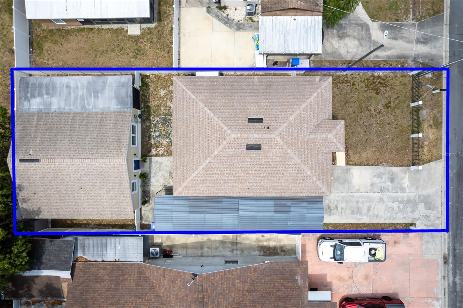 6920 N HUBERT AVE, TAMPA, FL, 33614