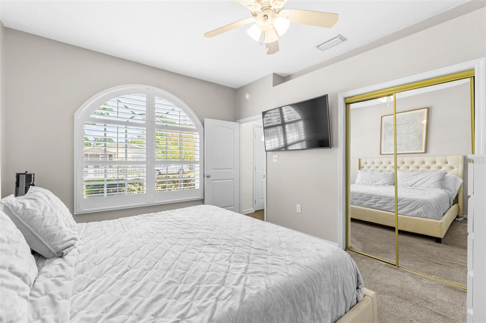 6920 N HUBERT AVE, TAMPA, FL, 33614