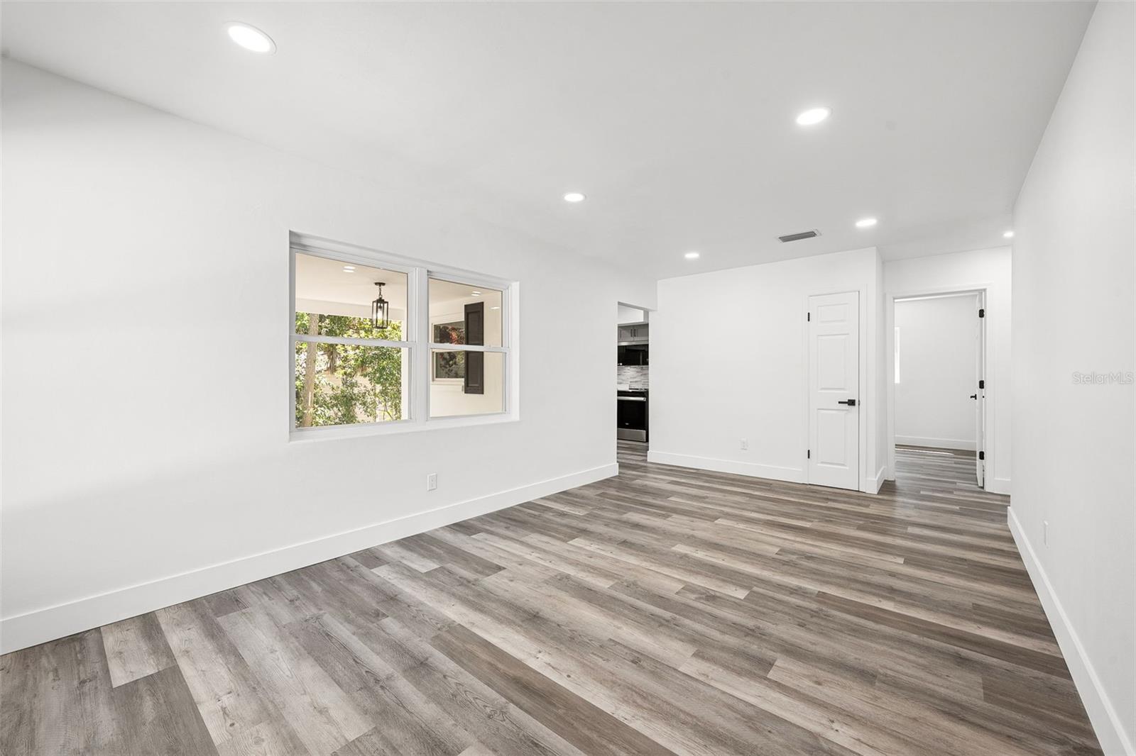 536 E CENTER ST, TARPON SPRINGS, FL, 34689
