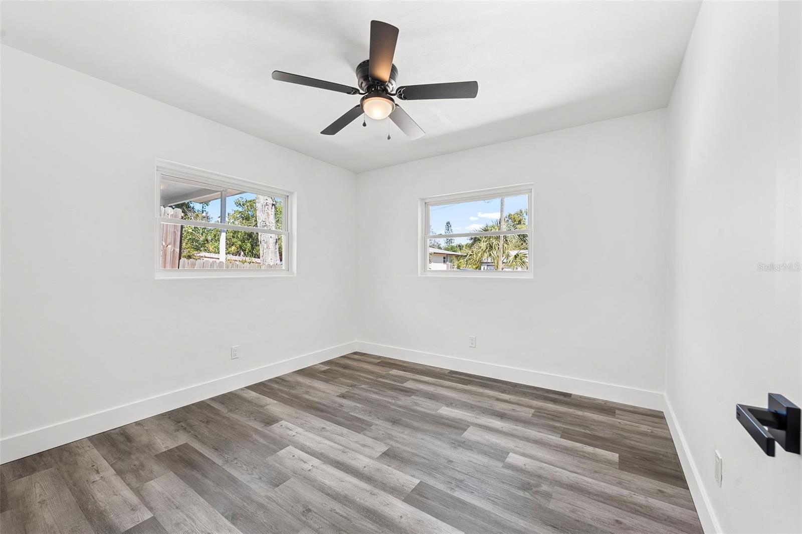 536 E CENTER ST, TARPON SPRINGS, FL, 34689