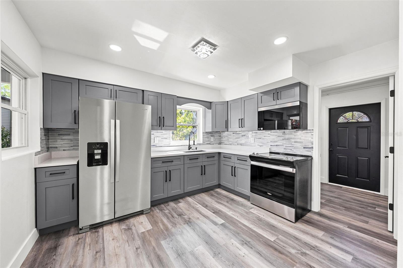 536 E CENTER ST, TARPON SPRINGS, FL, 34689