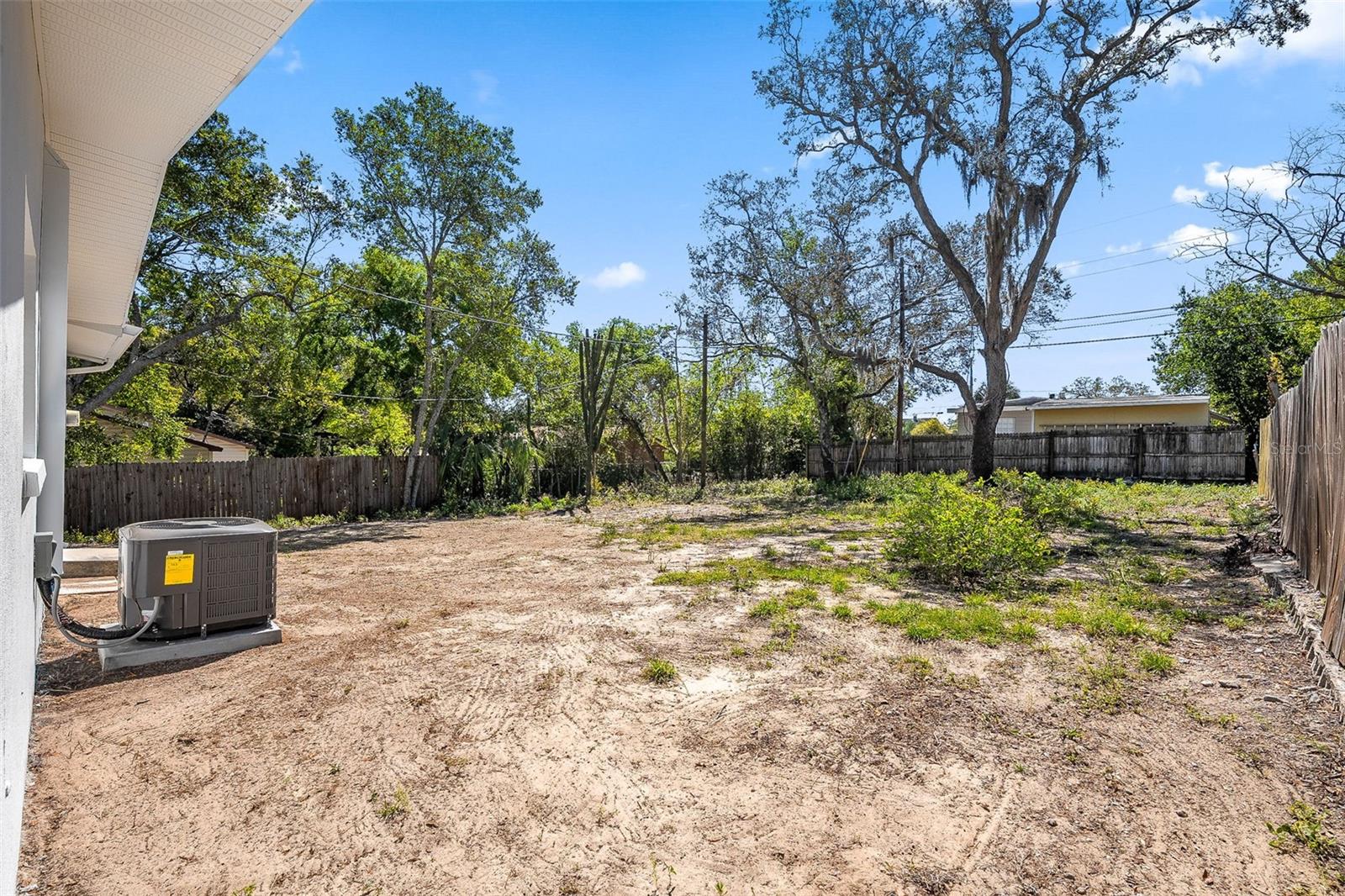 536 E CENTER ST, TARPON SPRINGS, FL, 34689