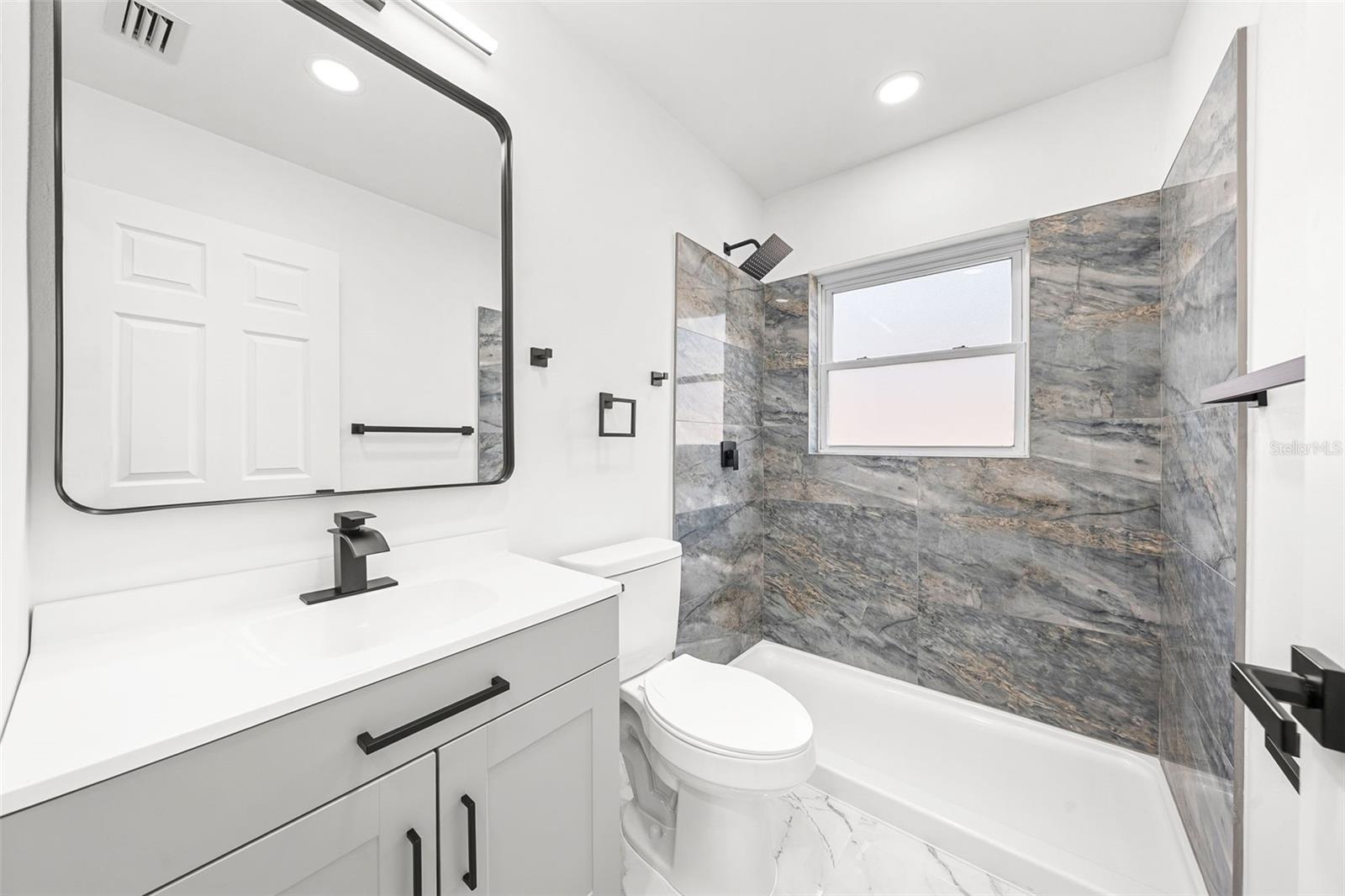536 E CENTER ST, TARPON SPRINGS, FL, 34689
