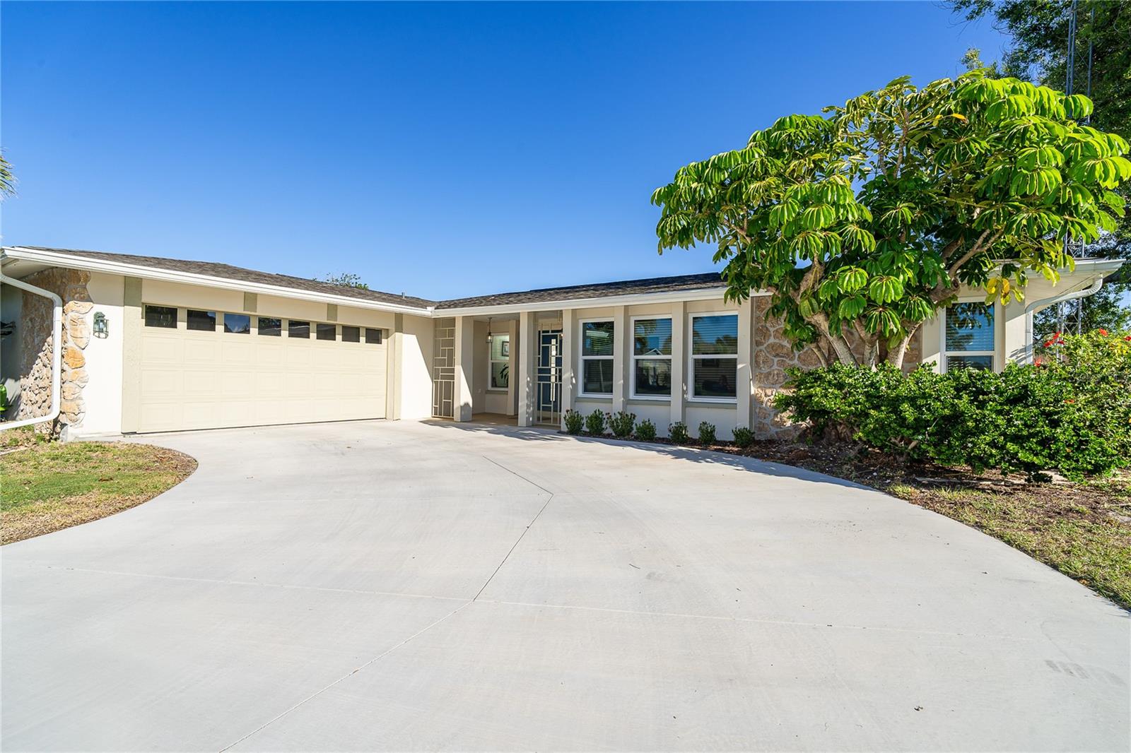 235 CADDY RD, ROTONDA WEST, FL, 33947