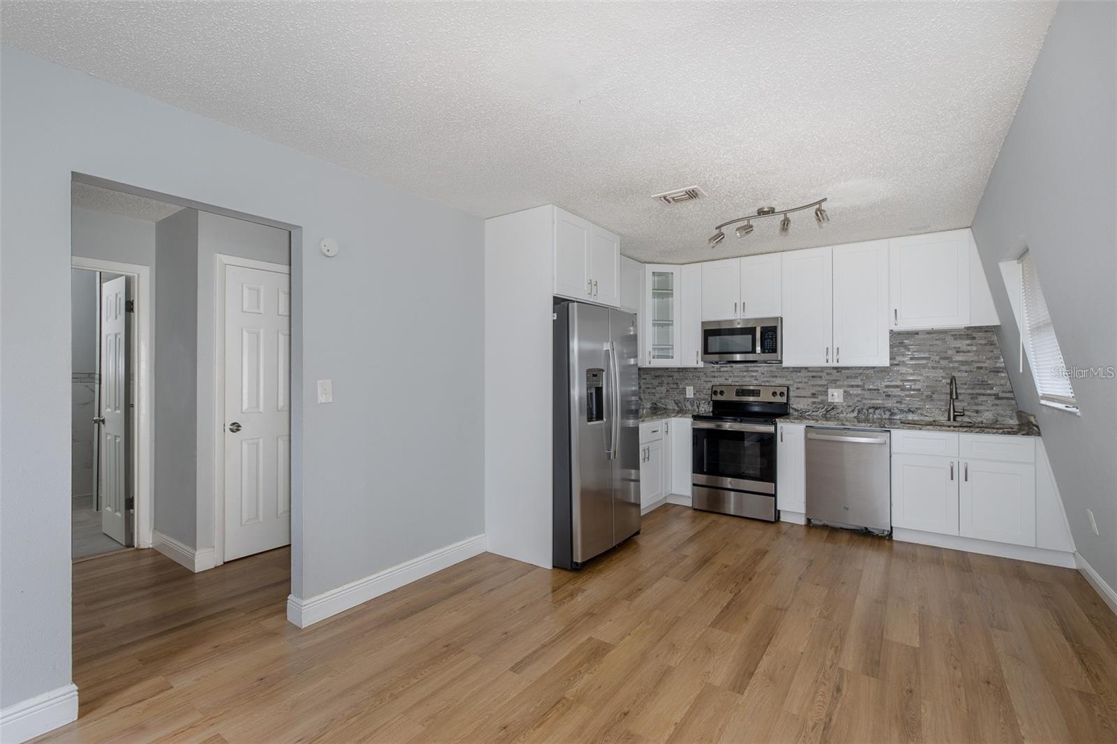 5752 VIRGINIA AVE, NEW PORT RICHEY, FL, 34652